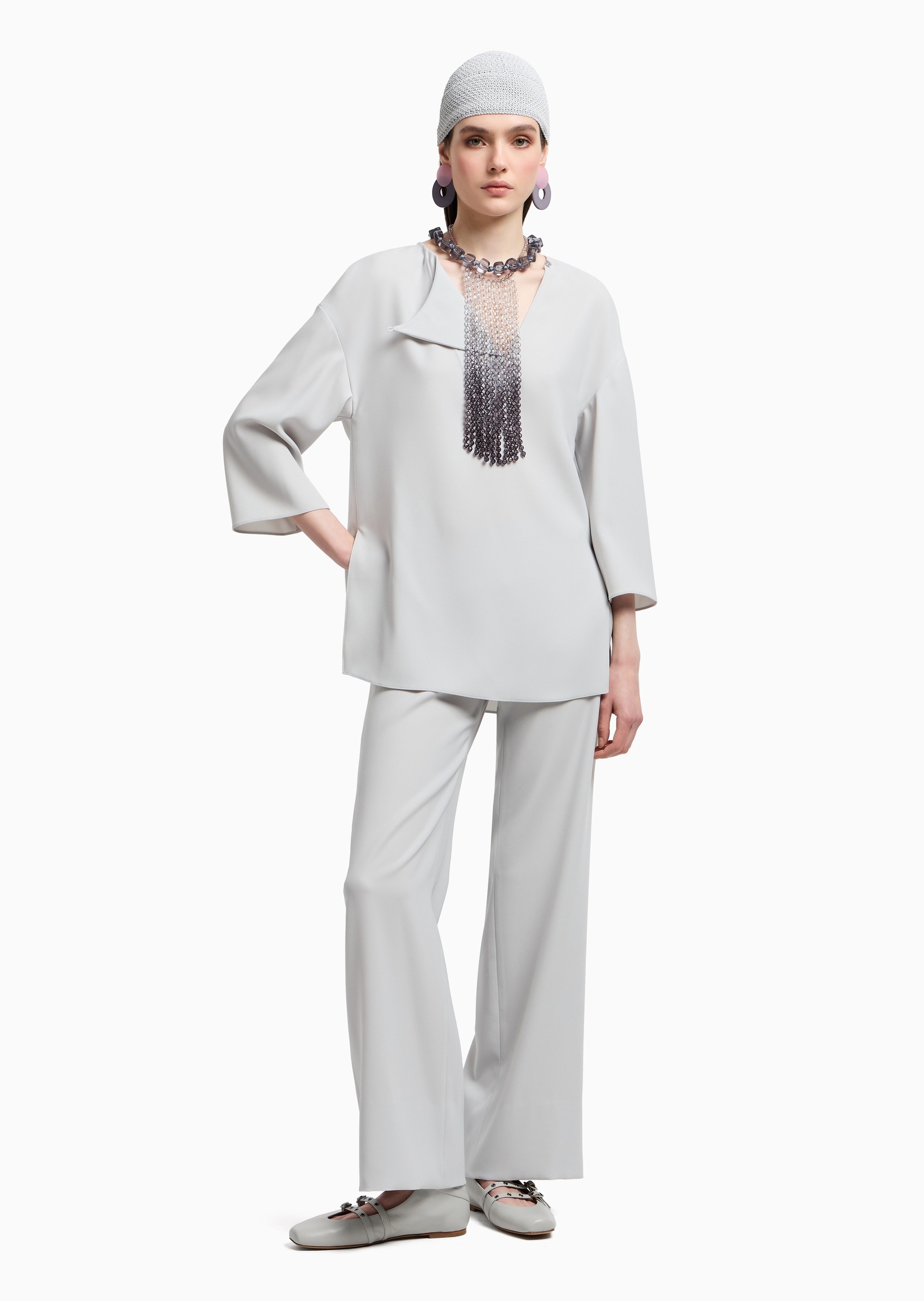 Emporio Armani 女士宽松长袖圆领纽扣三角前襟上衣