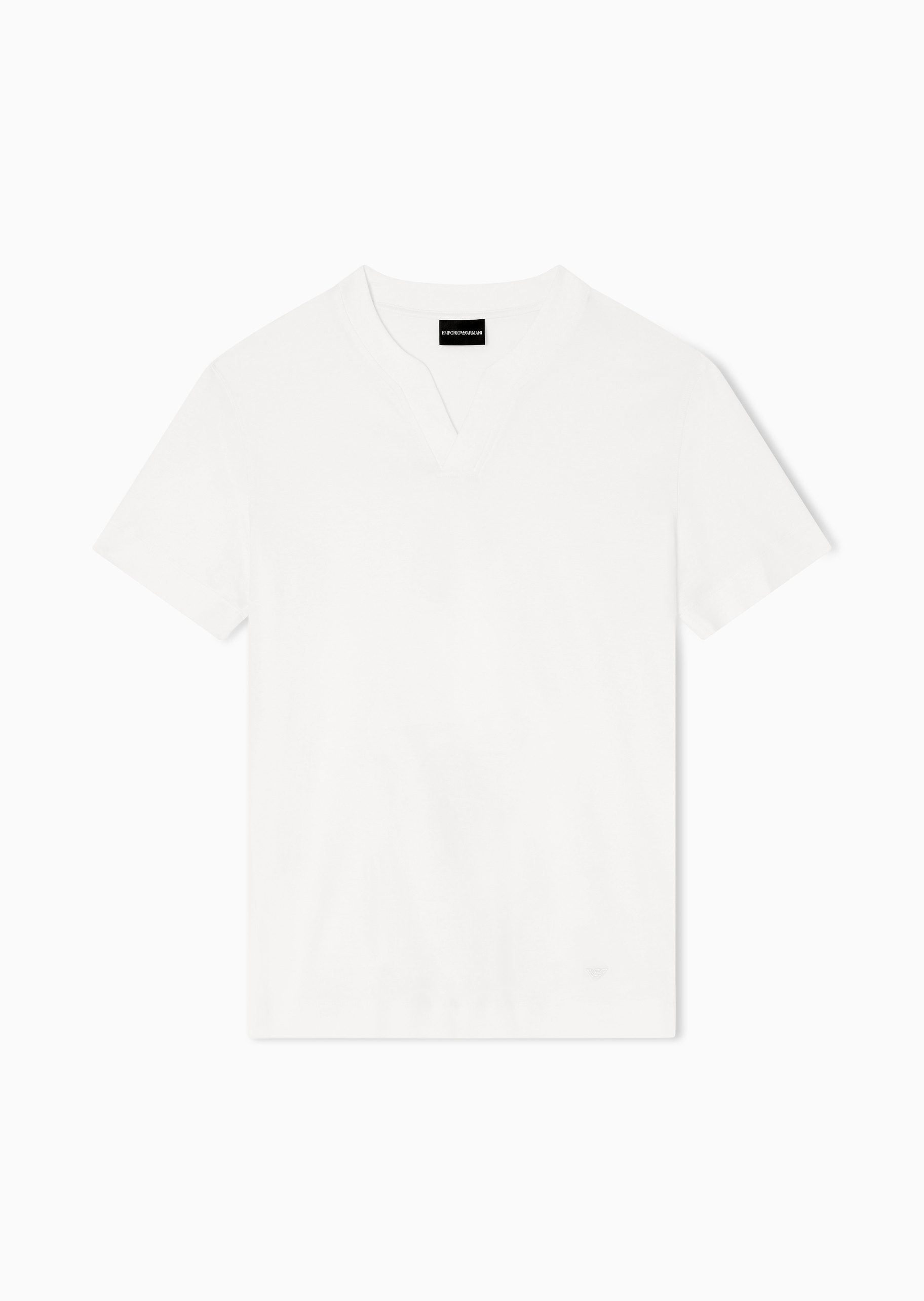 Emporio Armani 男士莱赛尔修身短袖V领纯色T恤衫