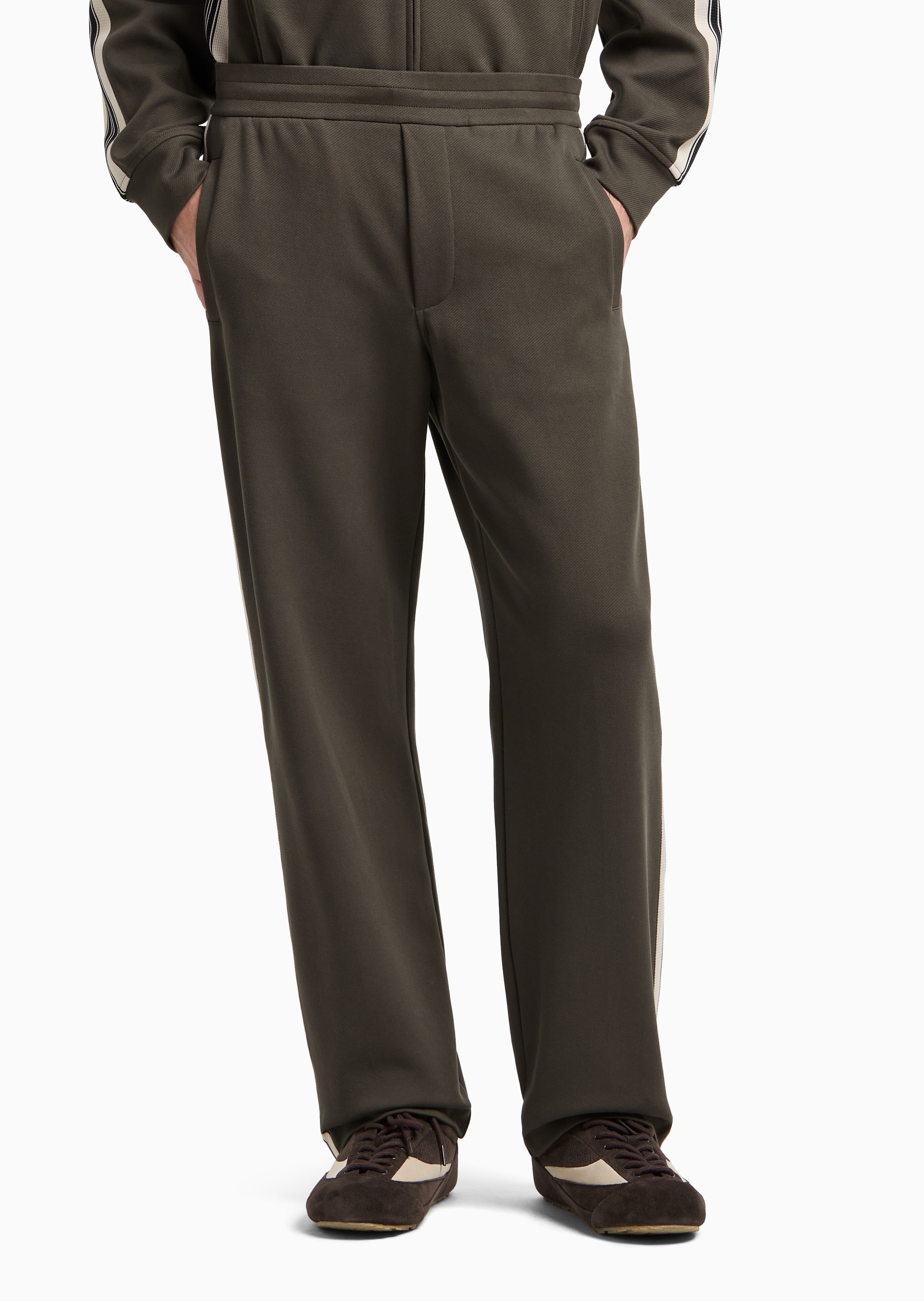 Emporio Armani 男士宽松休闲垂感复古松弛感运动卫裤