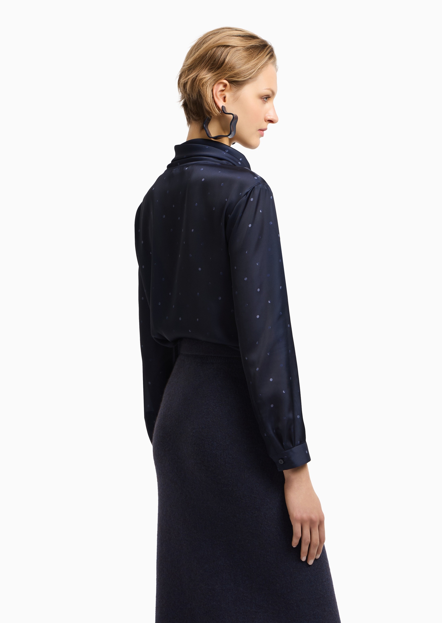 Emporio Armani 女士缎面长袖围巾领波点印花衬衫