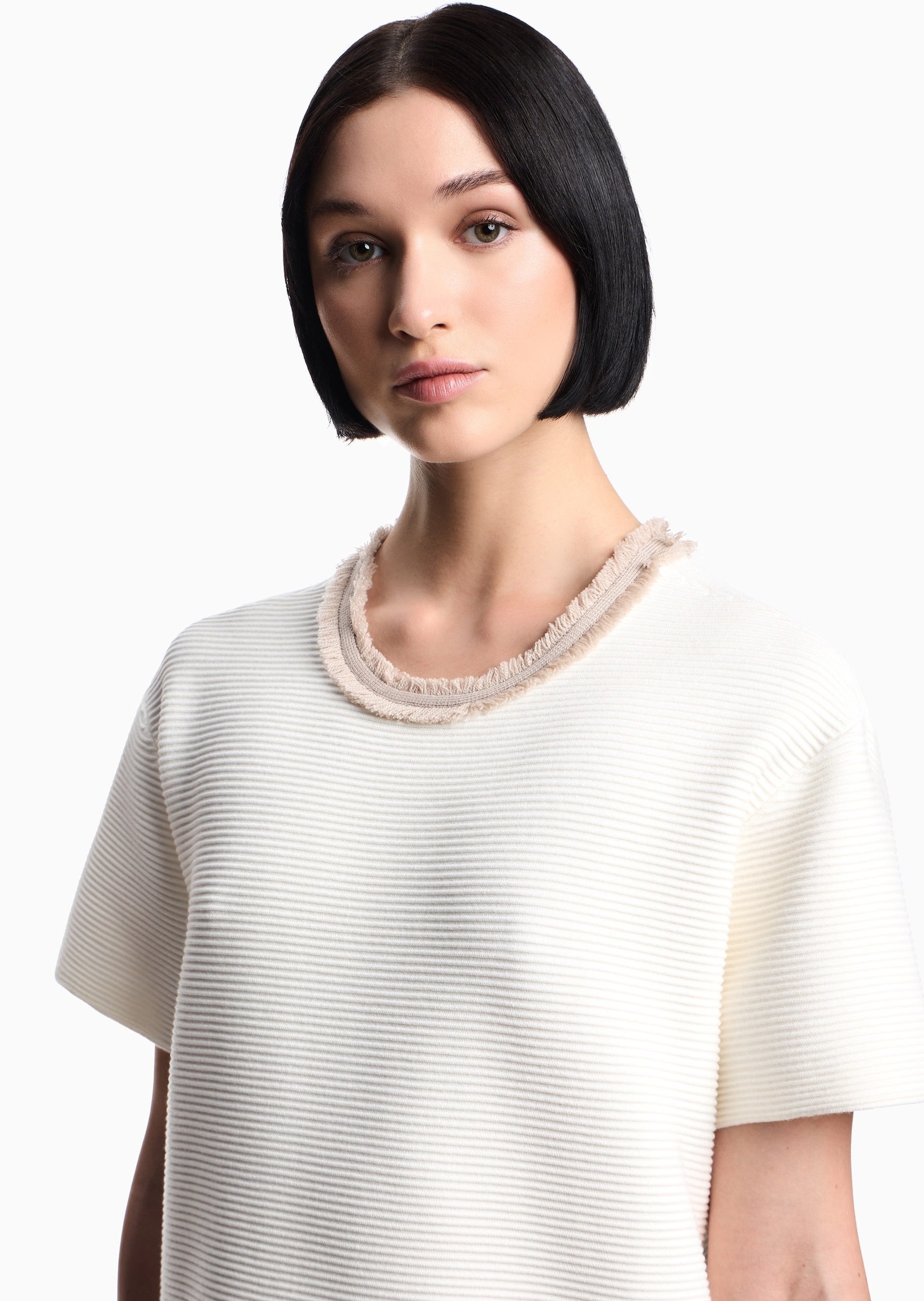 Emporio Armani 女士楼梯布短袖短款饰边圆领连衣裙