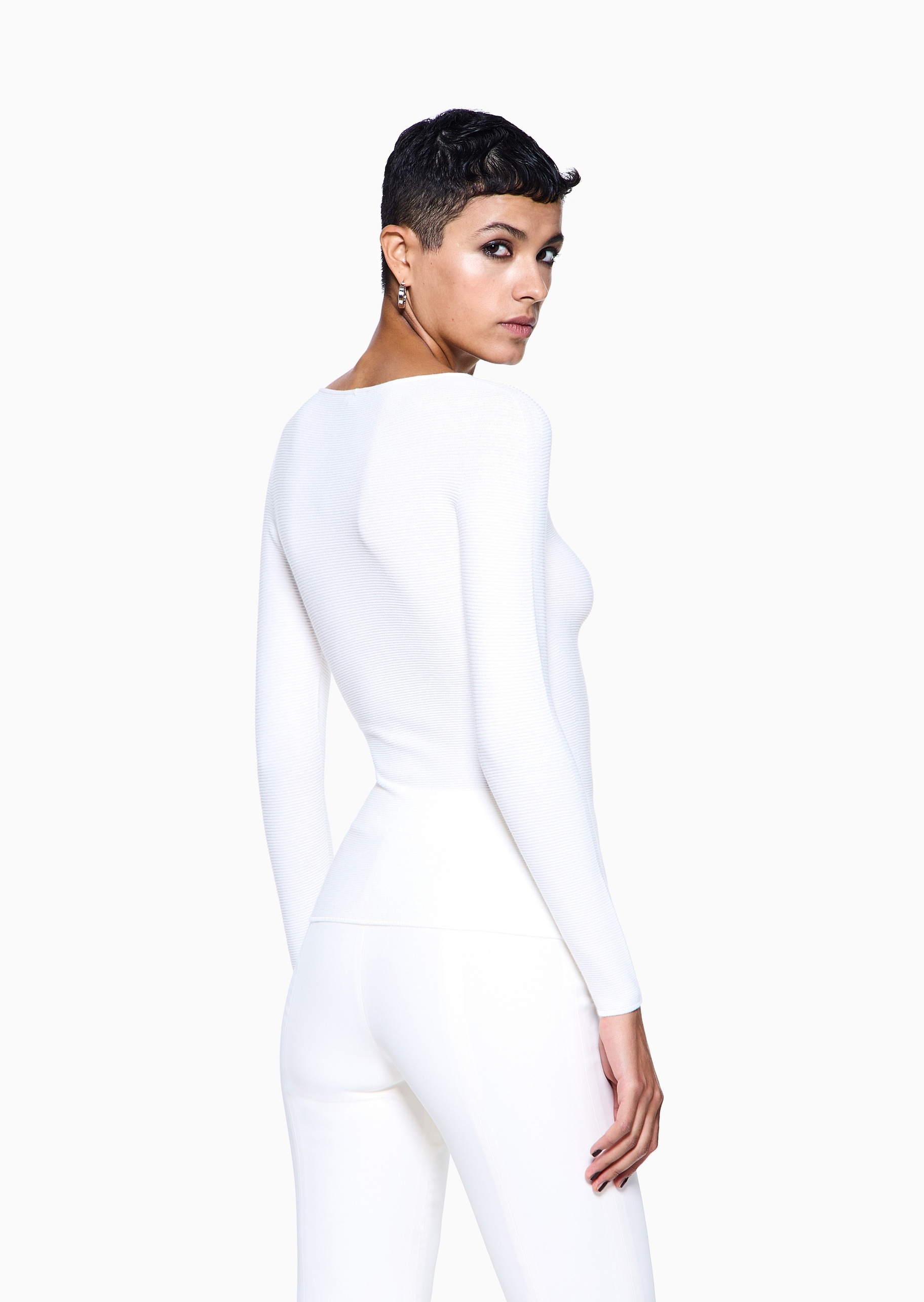 Giorgio Armani 女士圆领修身商务休闲通勤老钱风套头针织衫