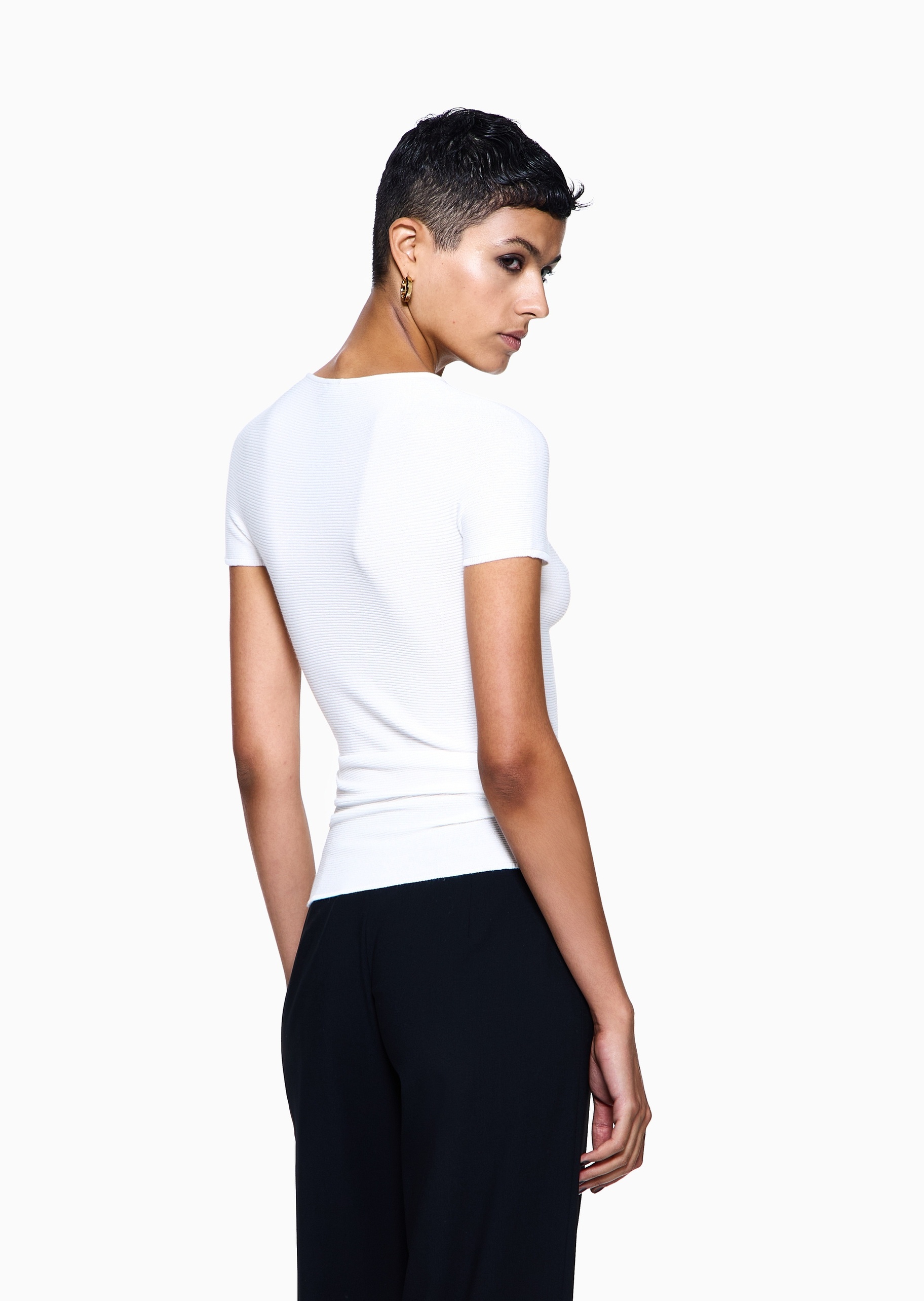 Giorgio Armani 女士圆领修身商务通勤短袖套头针织衫T恤