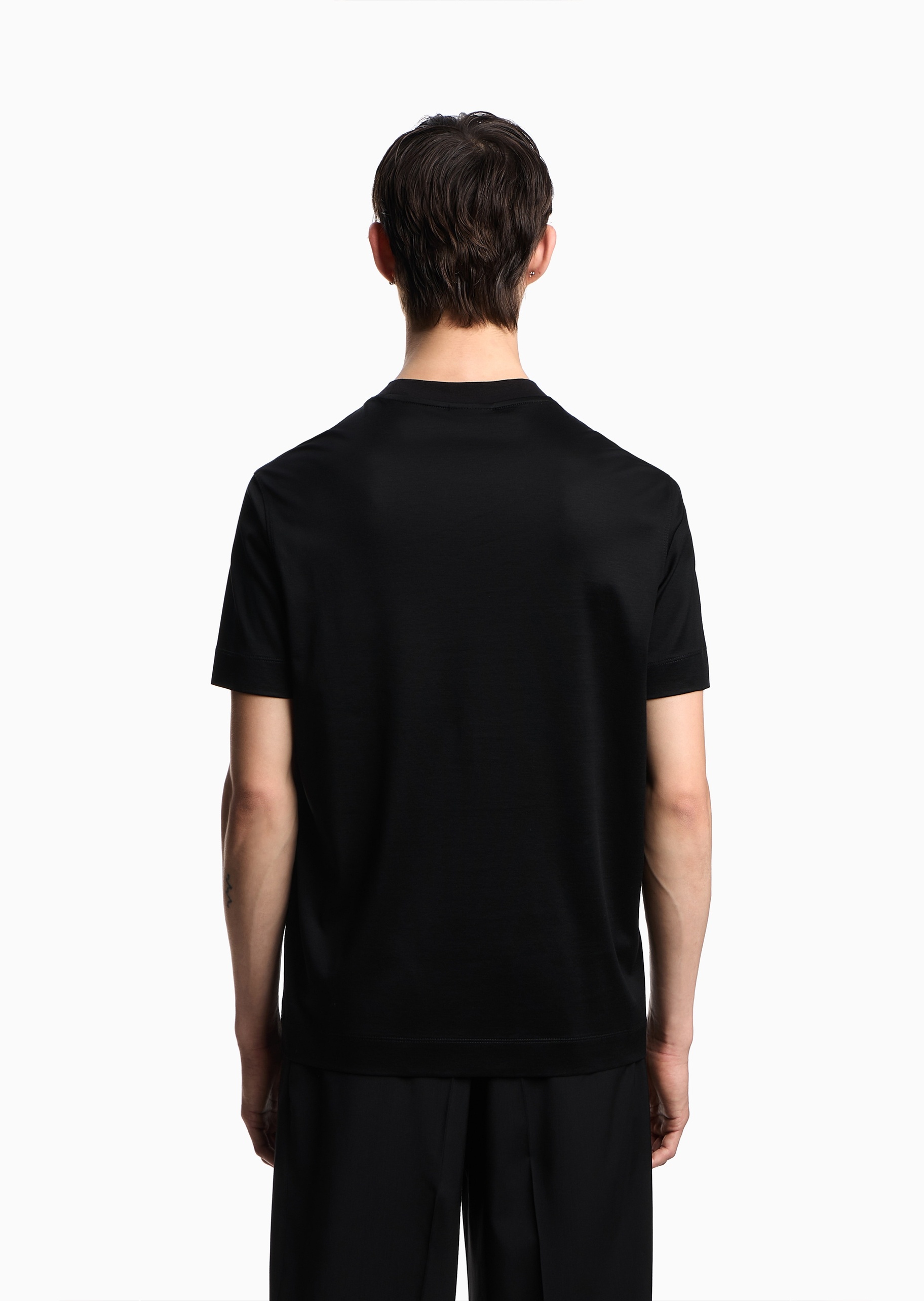 Emporio Armani 男士莱赛尔合身短袖圆领正肩T恤