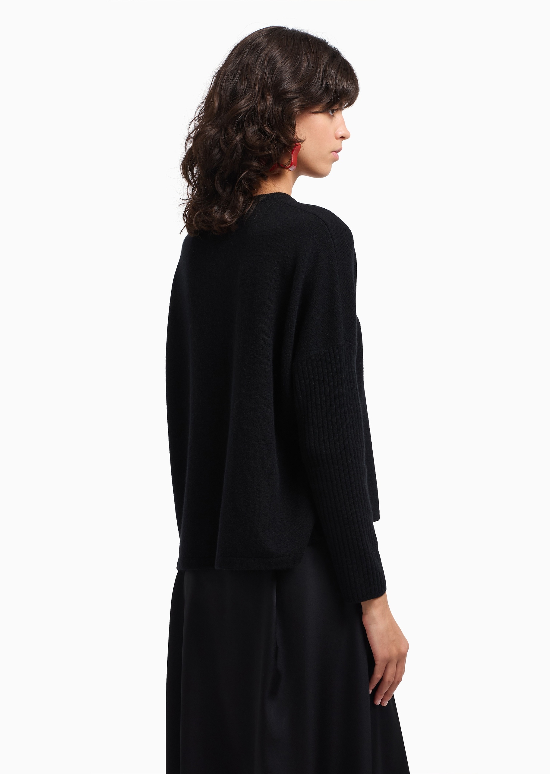 Emporio Armani 七夕限定女士绵羊毛长袖圆领水钻刺绣针织衫