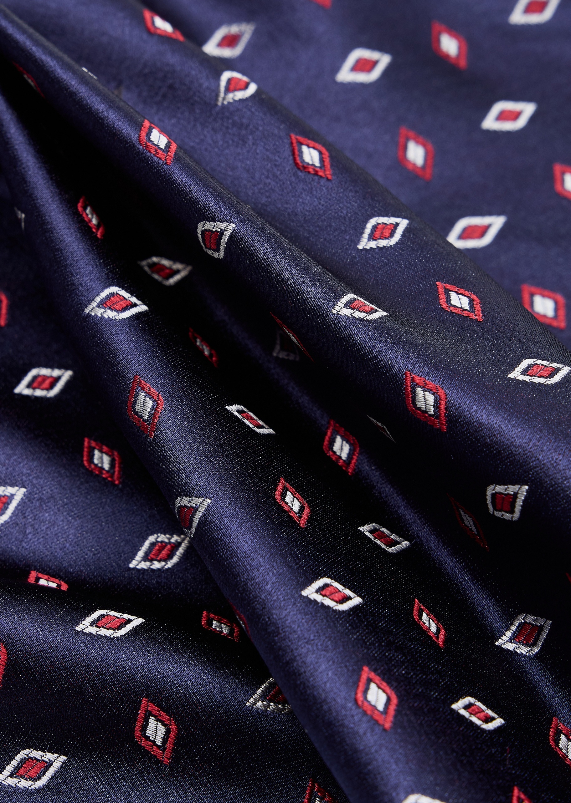 Giorgio Armani 男士桑蚕丝正方形通体提花口袋巾