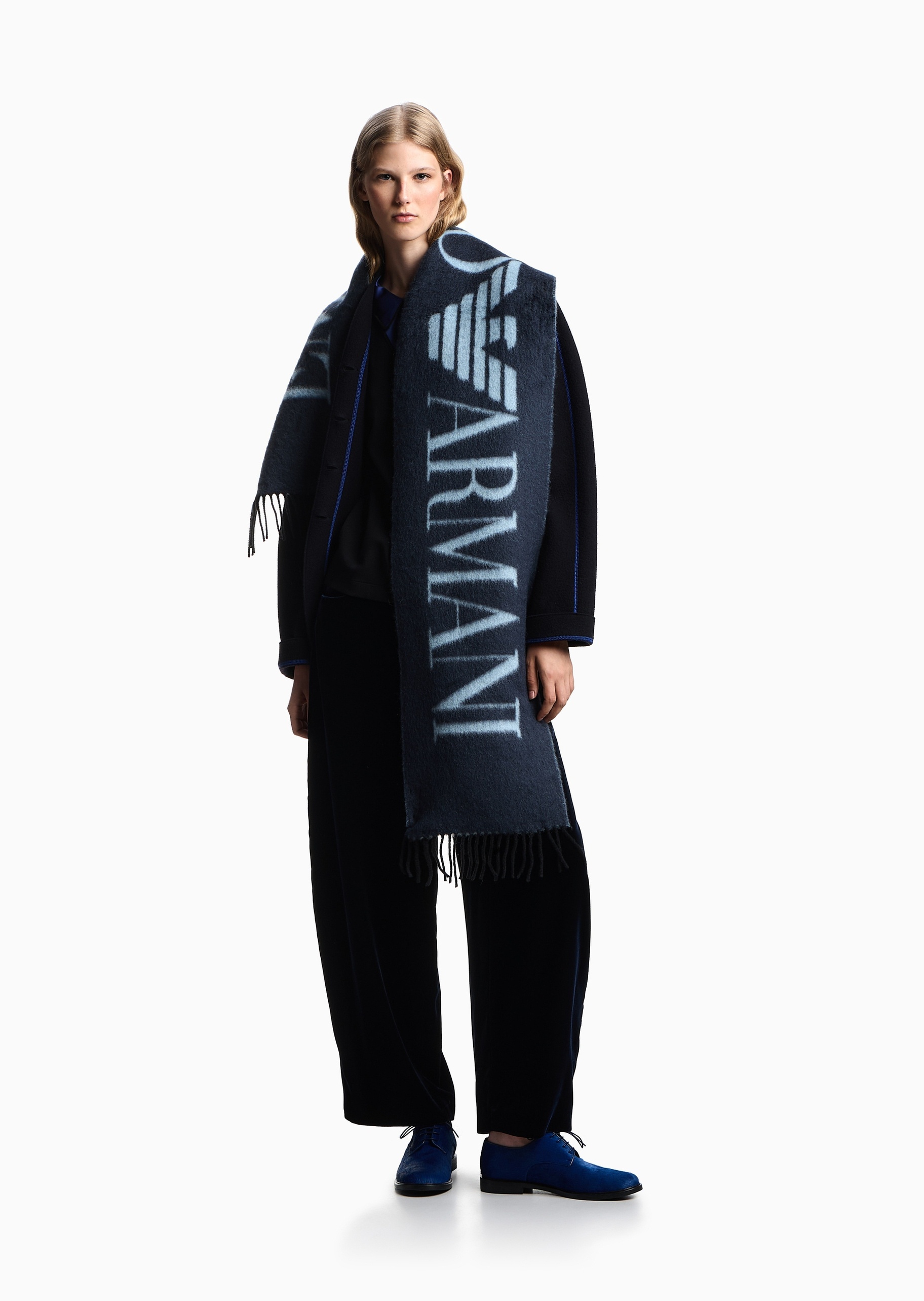 Emporio Armani 男士绵羊毛混纺撞色提花保暖围巾