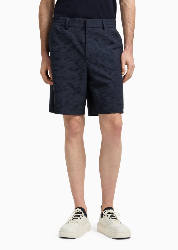 Emporio Armani 男士泡泡纱直筒休闲松弛感老钱风短裤