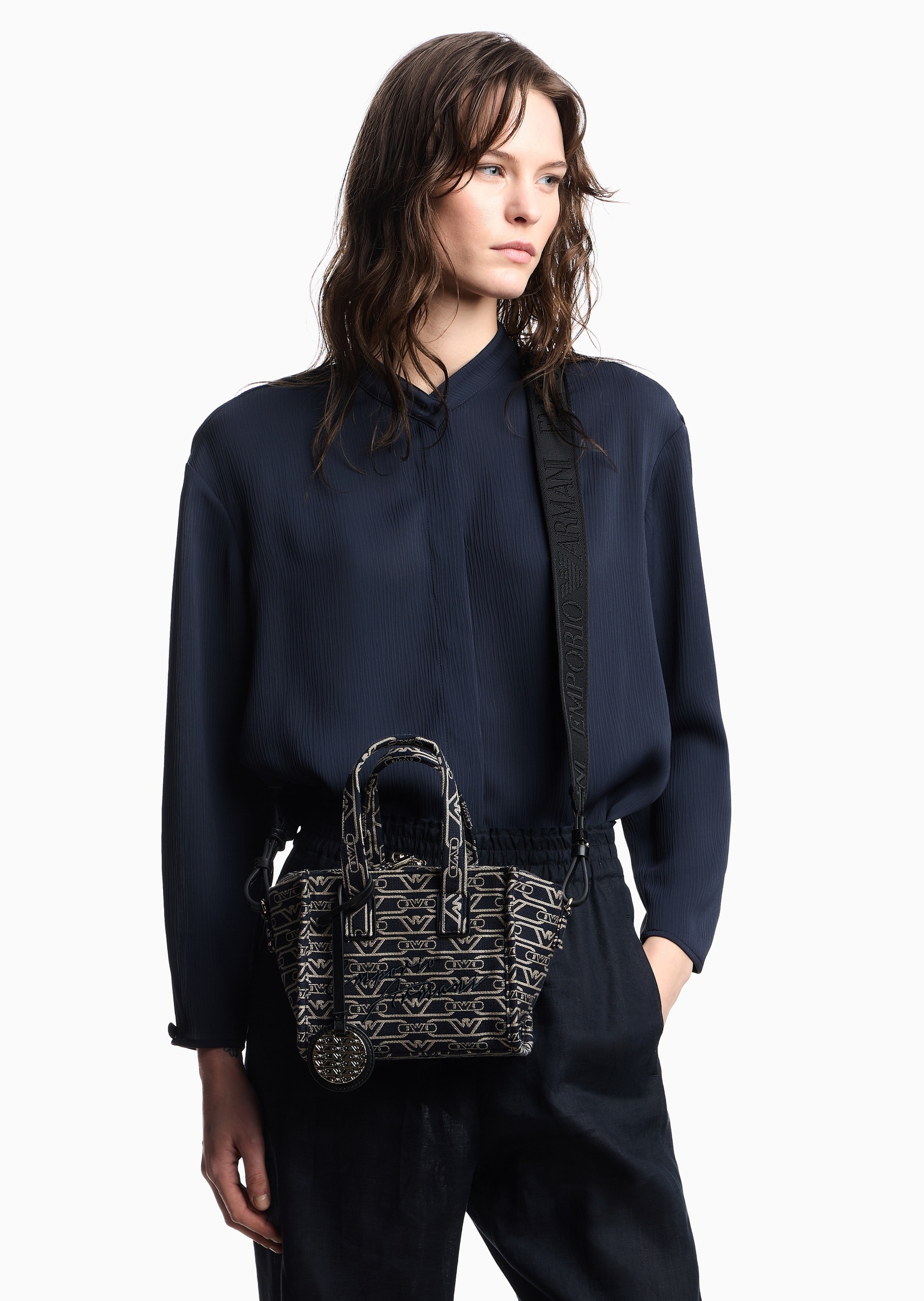 Emporio Armani 女士小号拉链可拆肩带老花手提斜挎托特包