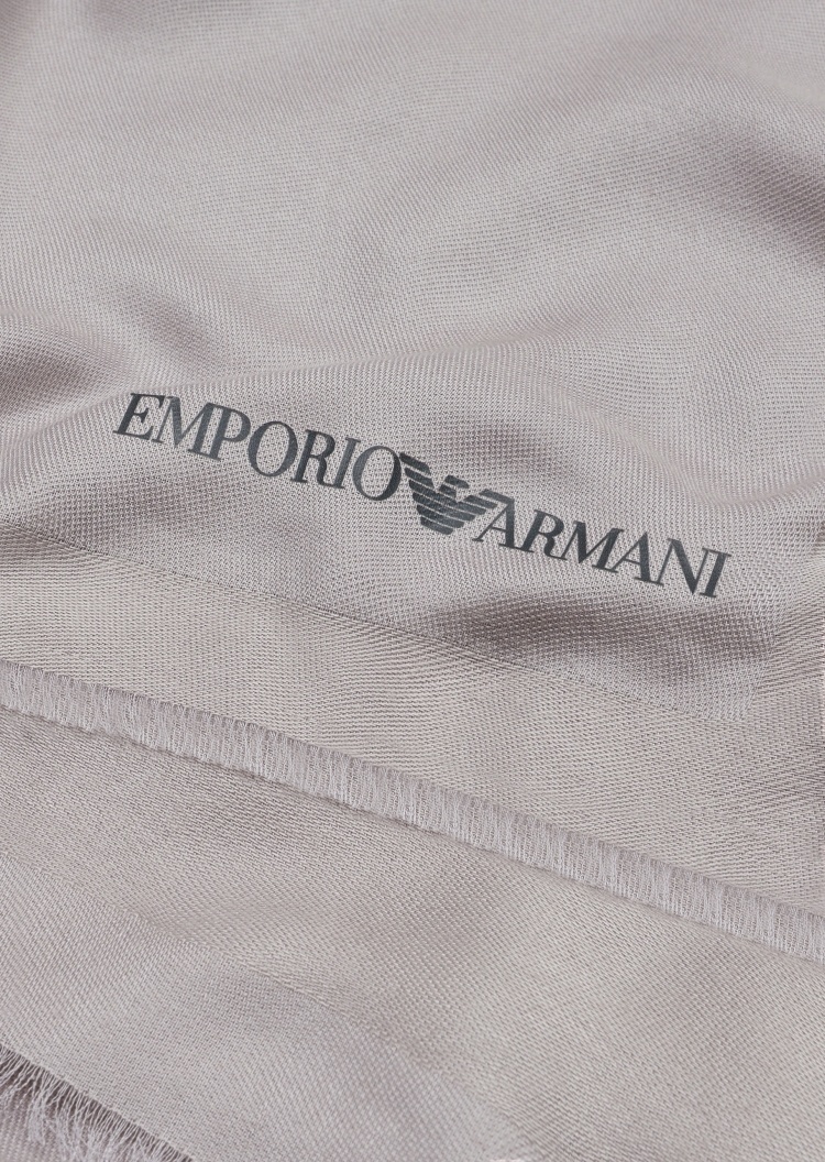 Emporio Armani 男士方形短流苏纯色简约亲肤围巾