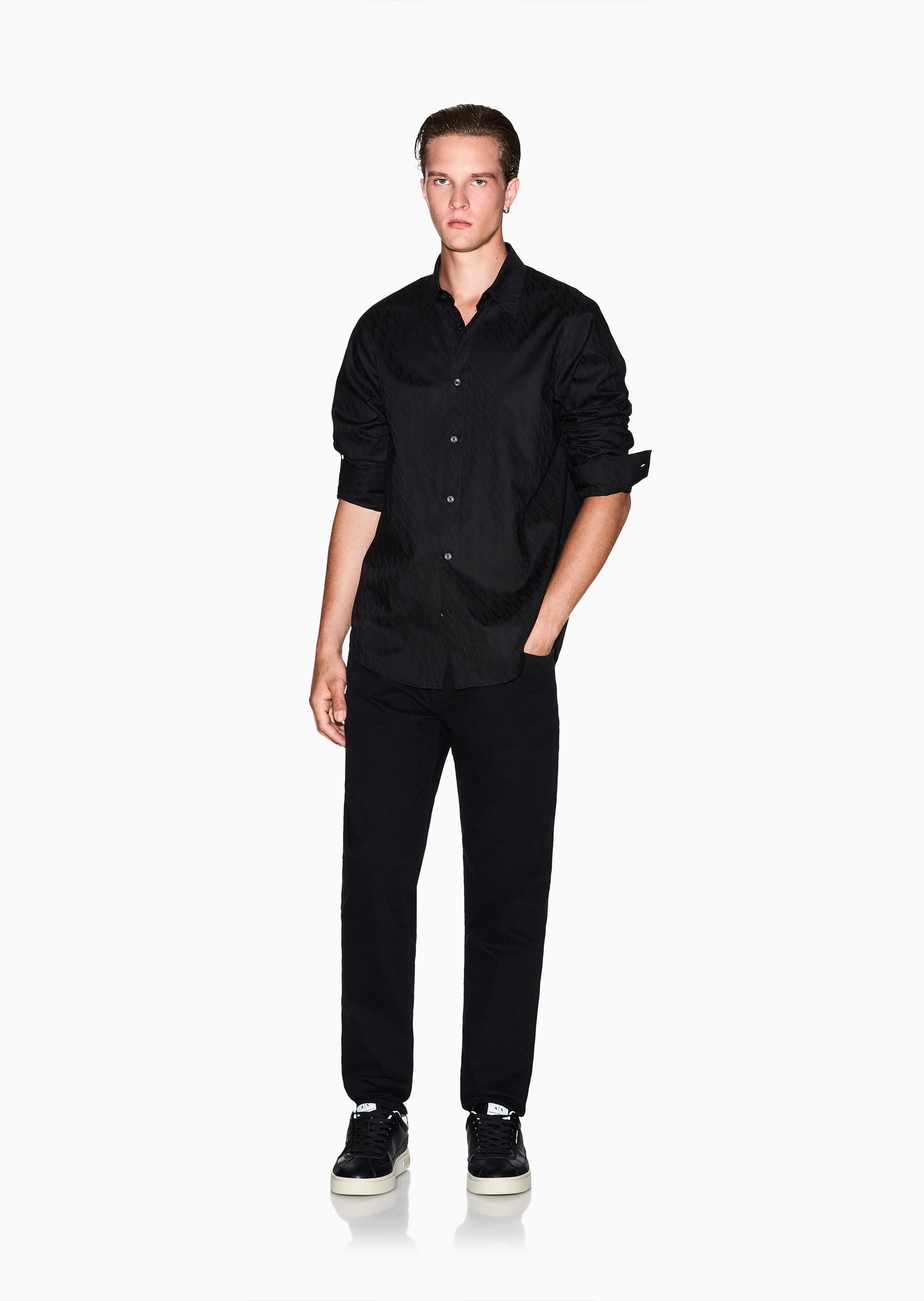 ARMANI EXCHANGE 男士全棉合身长袖翻领满印老花衬衫