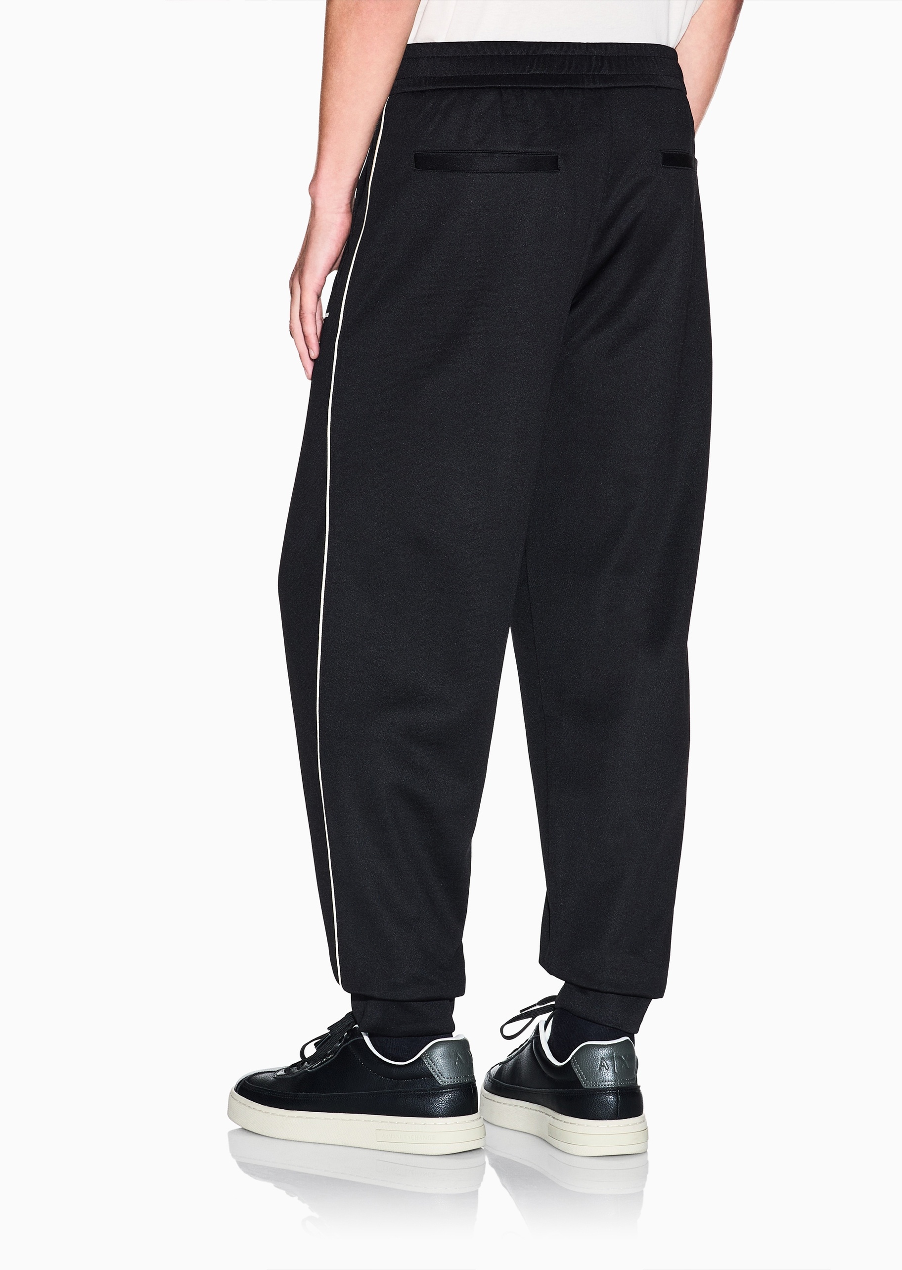 ARMANI EXCHANGE 男士重磅宽松休闲运动束脚卫裤长裤