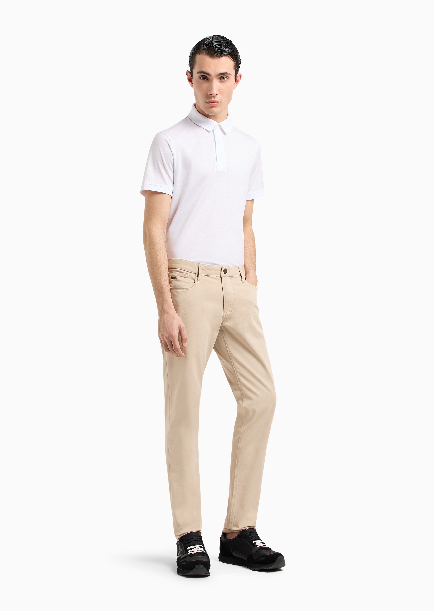 Emporio Armani 男士纯棉弹力修身低腰长款直筒小直脚牛仔裤