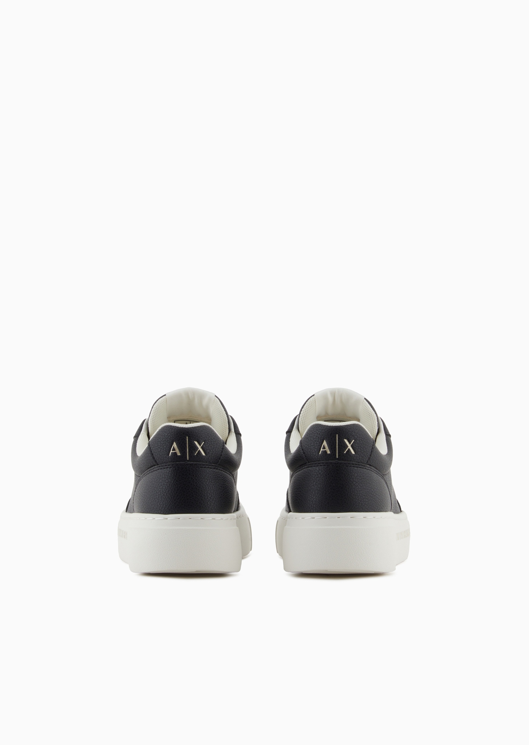 ARMANI EXCHANGE 女士系带低帮厚底板鞋字母标识运动鞋
