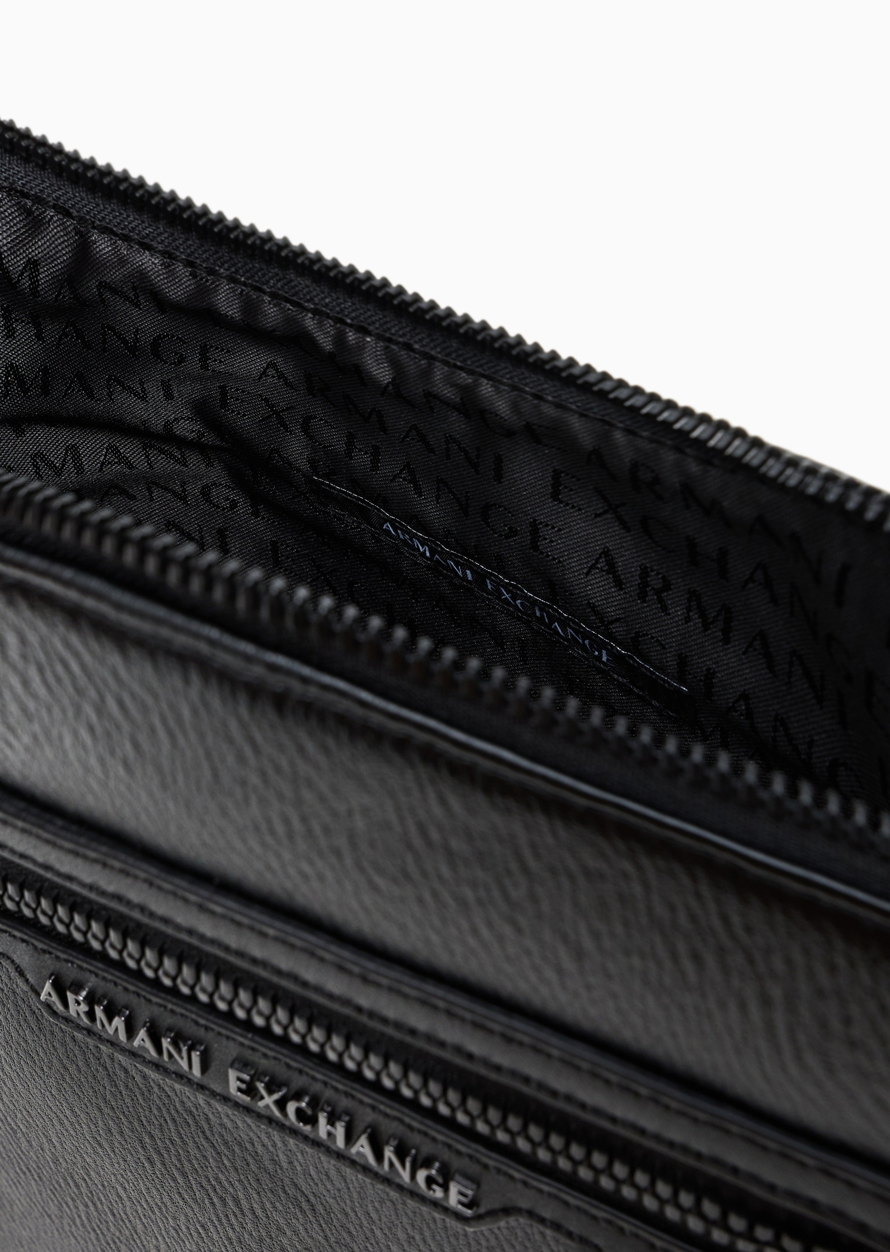 ARMANI EXCHANGE 男士商务通勤休闲单肩斜挎邮差包