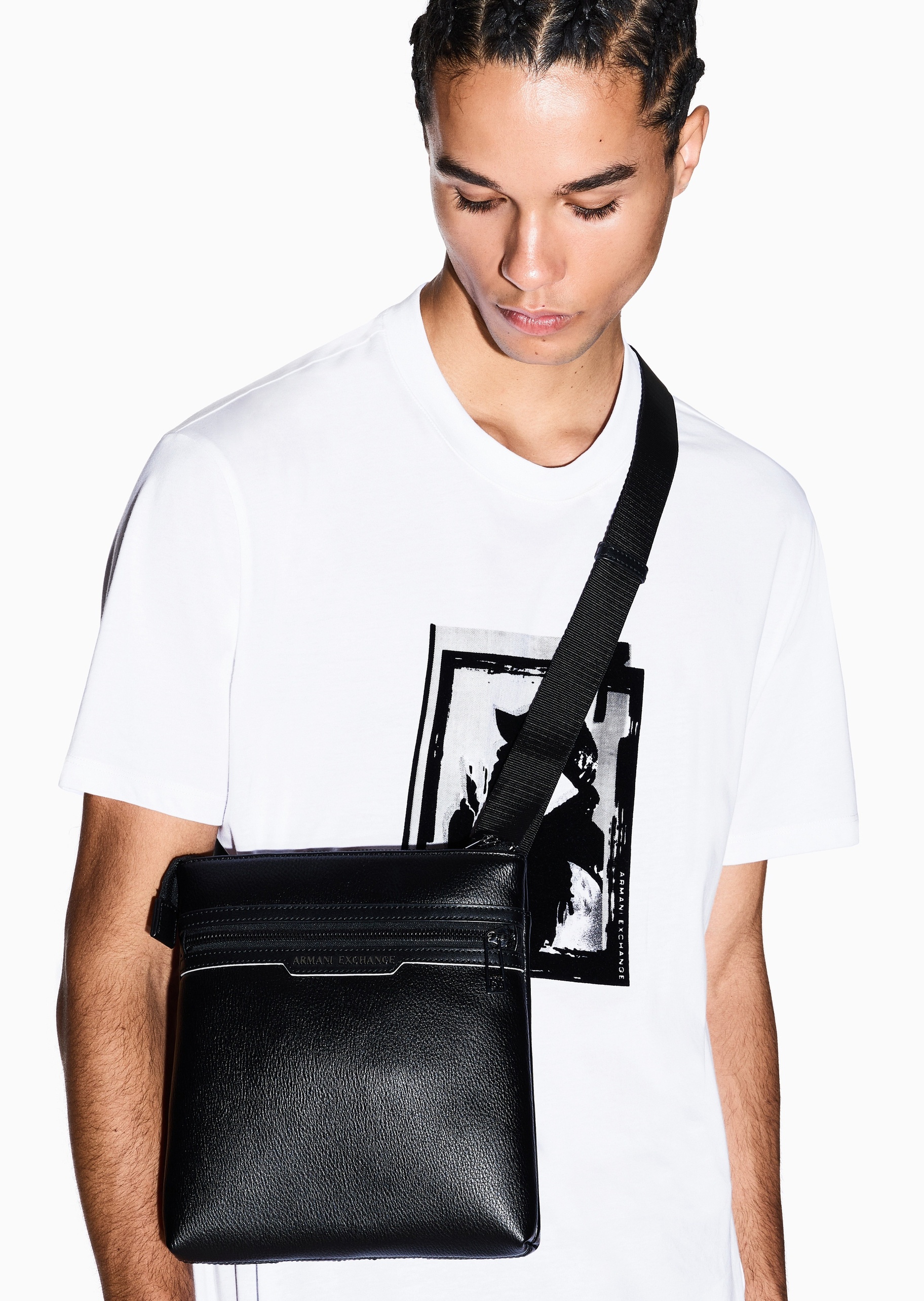 ARMANI EXCHANGE 男士商务通勤休闲单肩斜挎邮差包