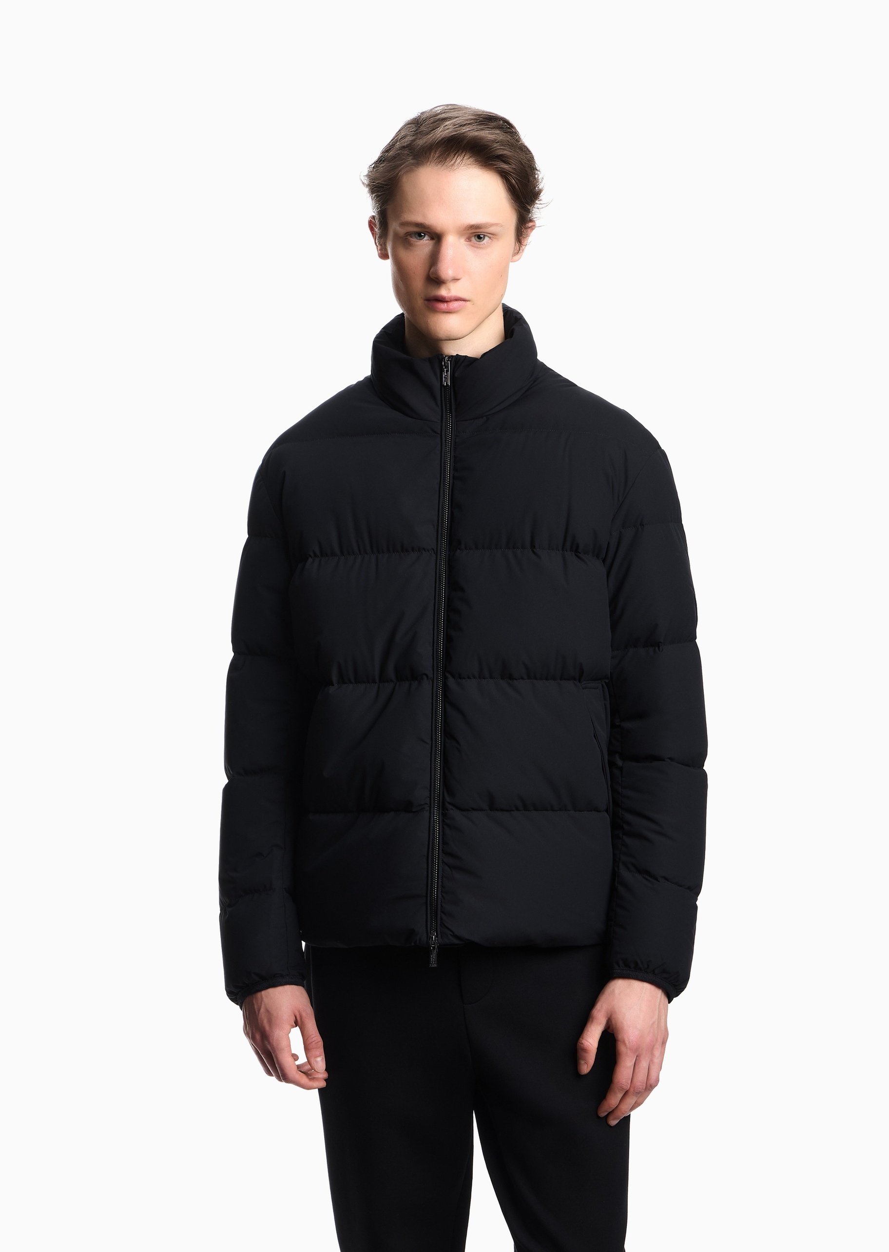 Emporio Armani 男士合身长袖立领微落肩双向拉链羽绒服