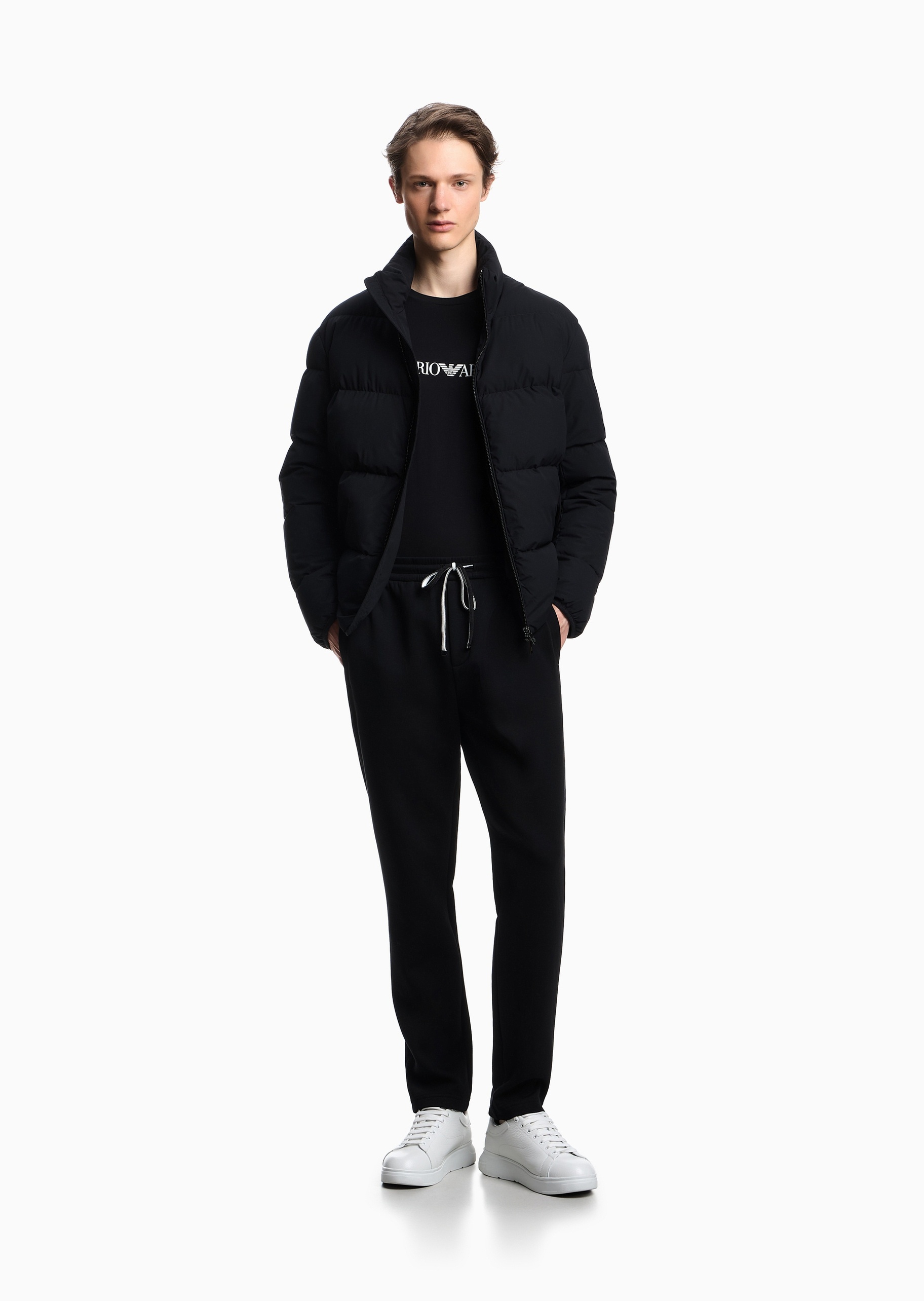 Emporio Armani 男士棉质弹力合身系带腰长款直筒卫裤