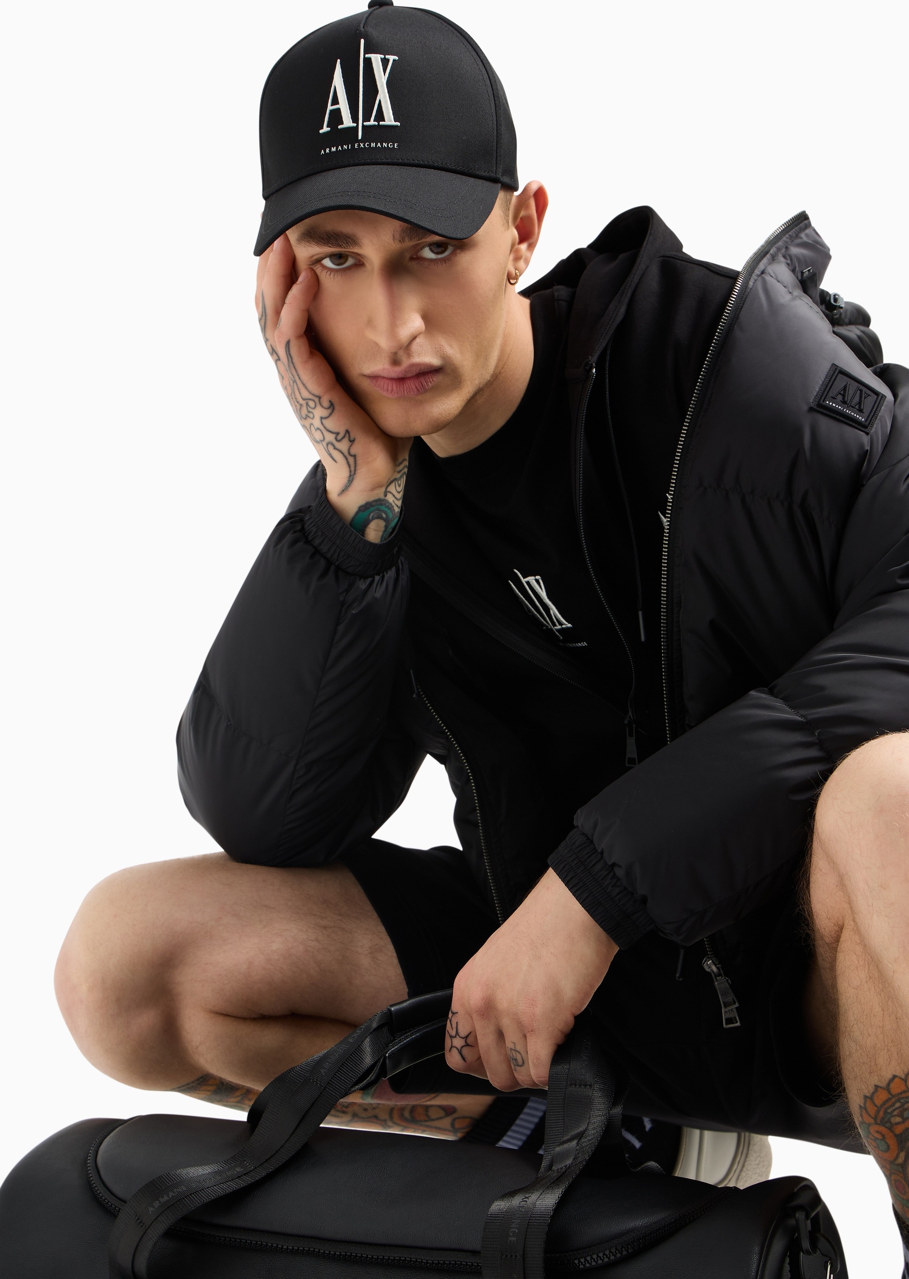 ARMANI EXCHANGE 男士纯棉宽松短袖圆领标识刺绣T恤