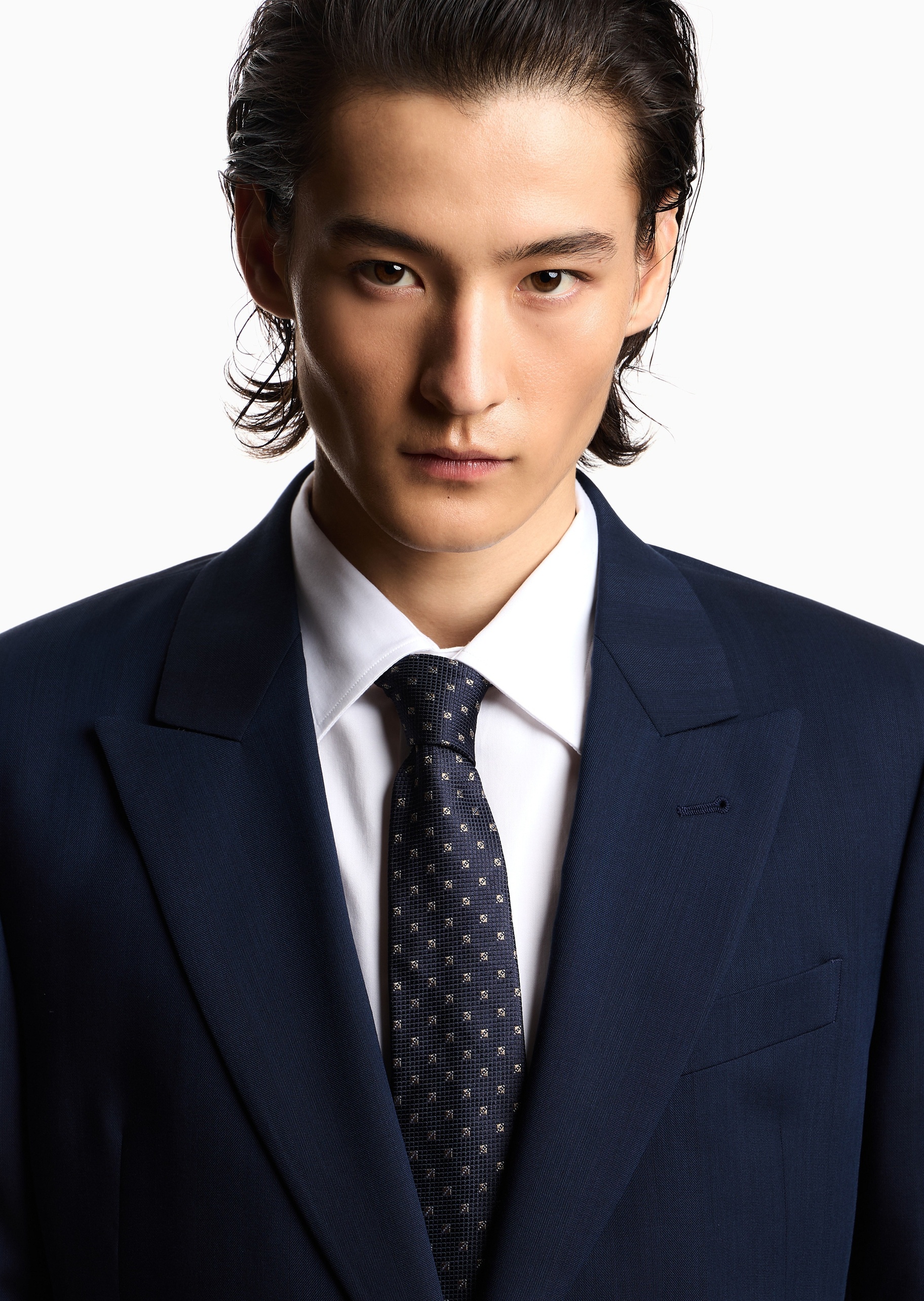 Emporio Armani 男士桑蚕丝手打箭头型撞色提花商务领带