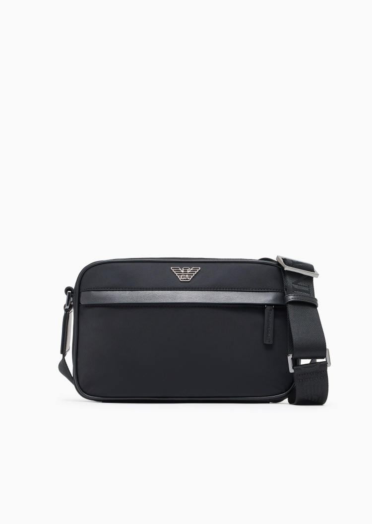 Emporio Armani 男士商务休闲通勤时尚拉链横款单肩斜挎胸包