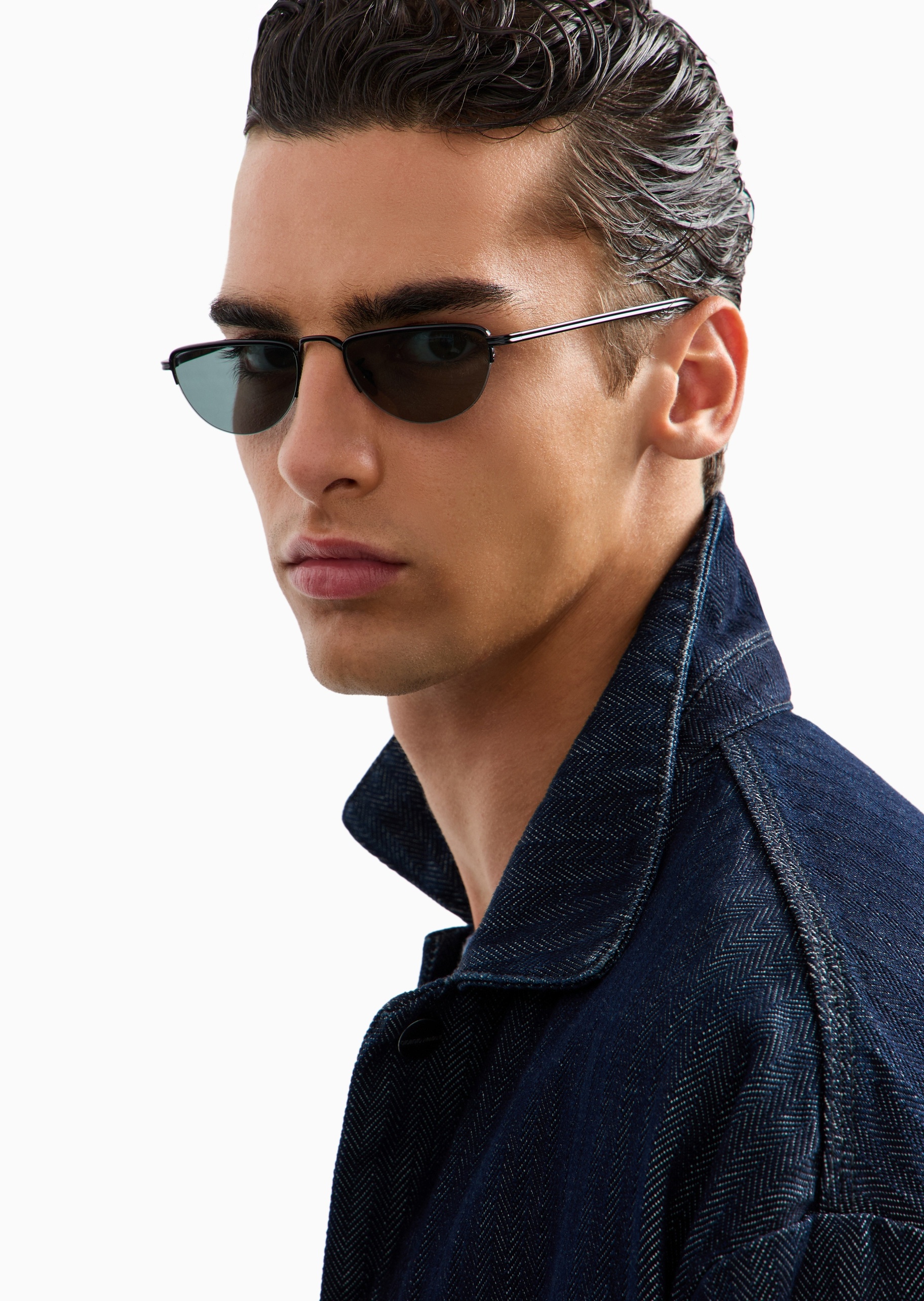 Giorgio Armani 男女同款不规则形镂空镜腿遮阳太阳眼镜