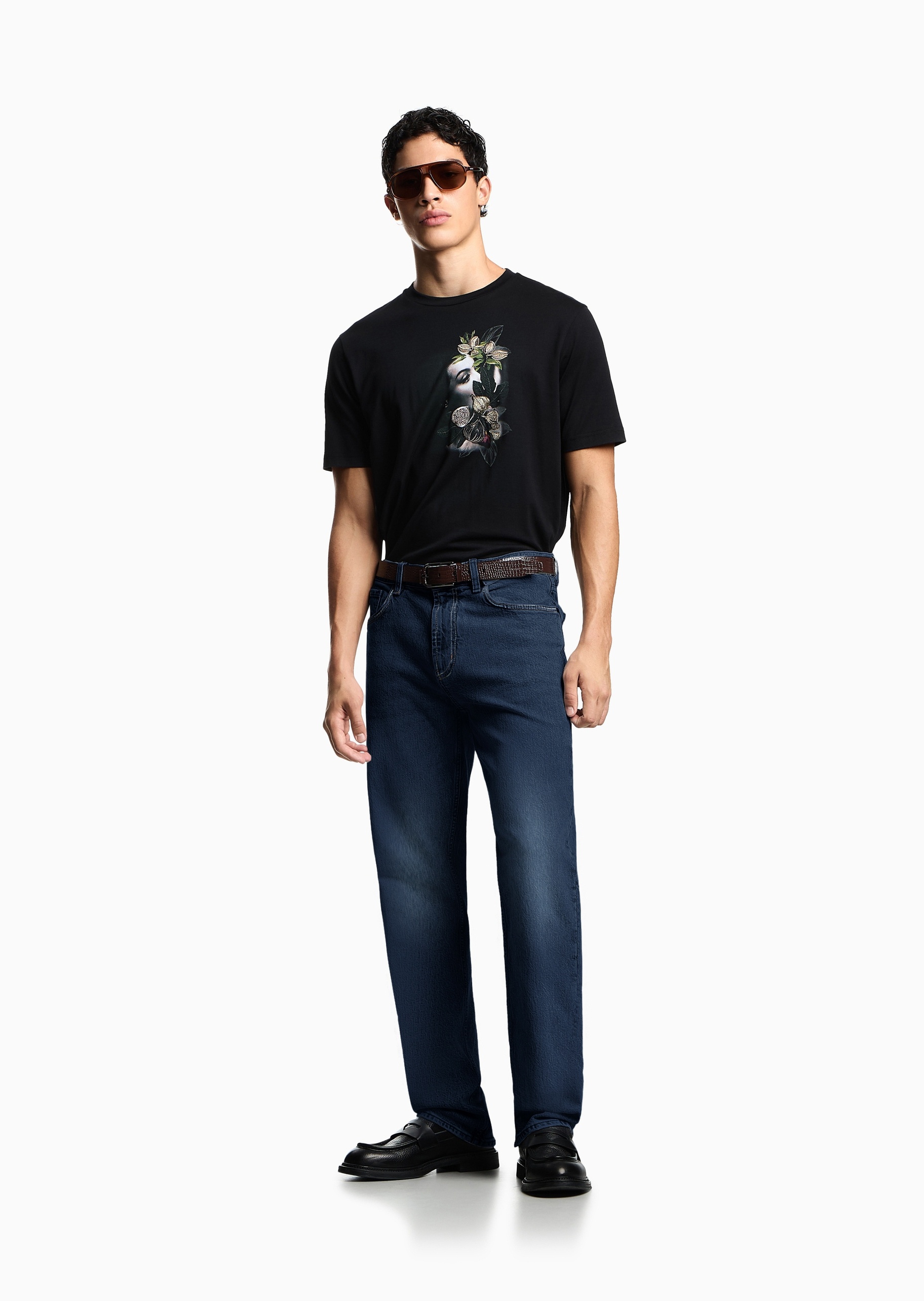 Emporio Armani 男士中腰直筒复古纯棉水洗牛仔裤