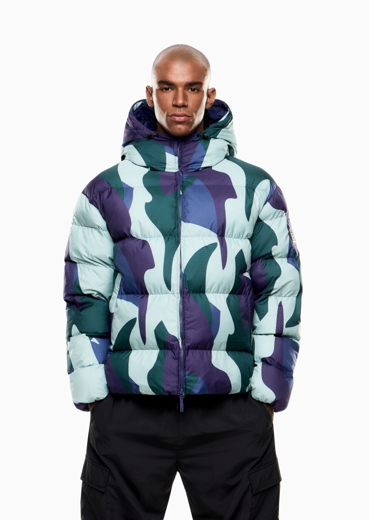 EA7 男士加厚长袖连帽拉链门襟通体印花棉服