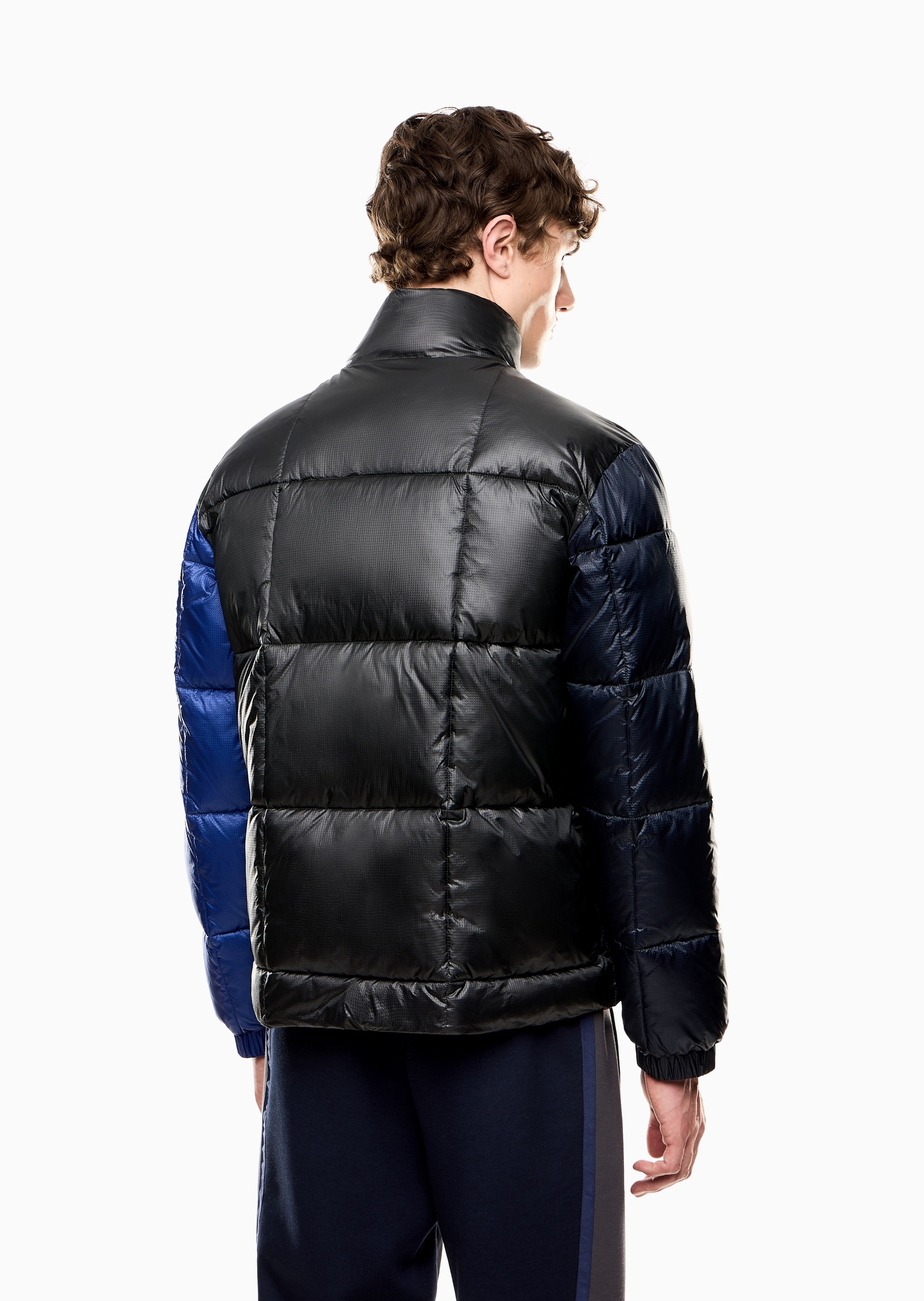 EA7 男士短款加厚长袖立领拉链撞色保暖羽绒服