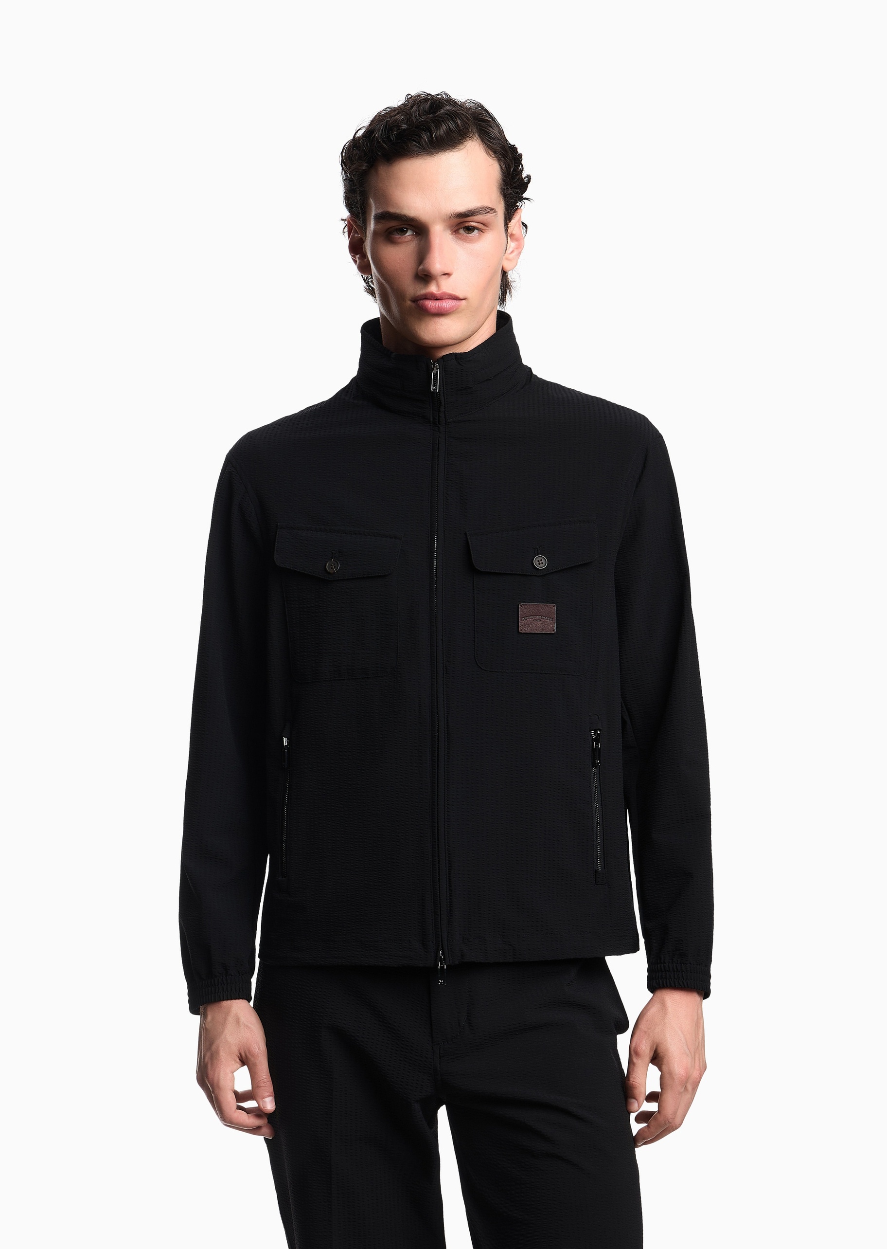 Emporio Armani 男士泡泡纱长袖可收纳连帽全拉链夹克