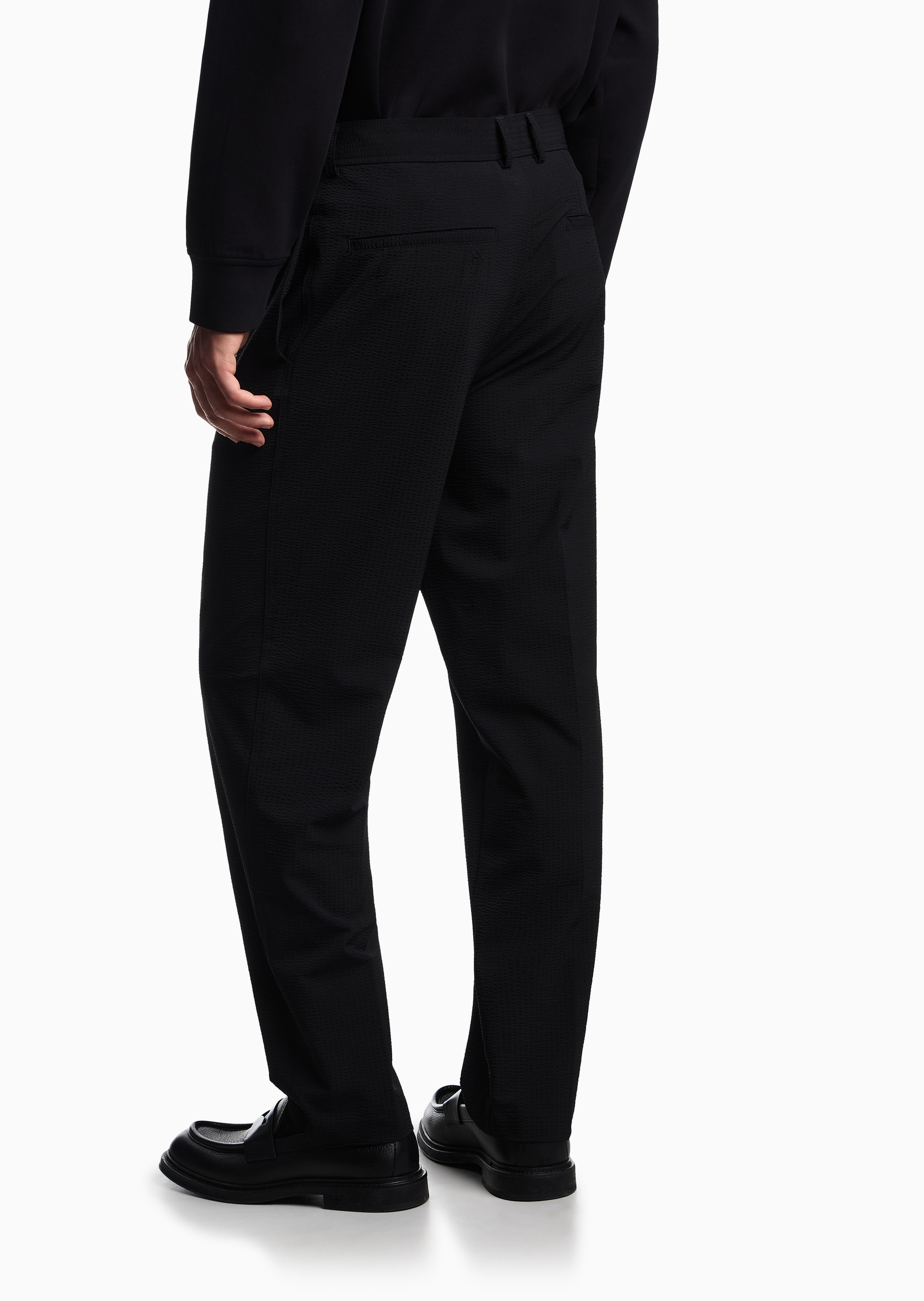Emporio Armani 男士直筒商务松弛感泡泡纱休闲裤