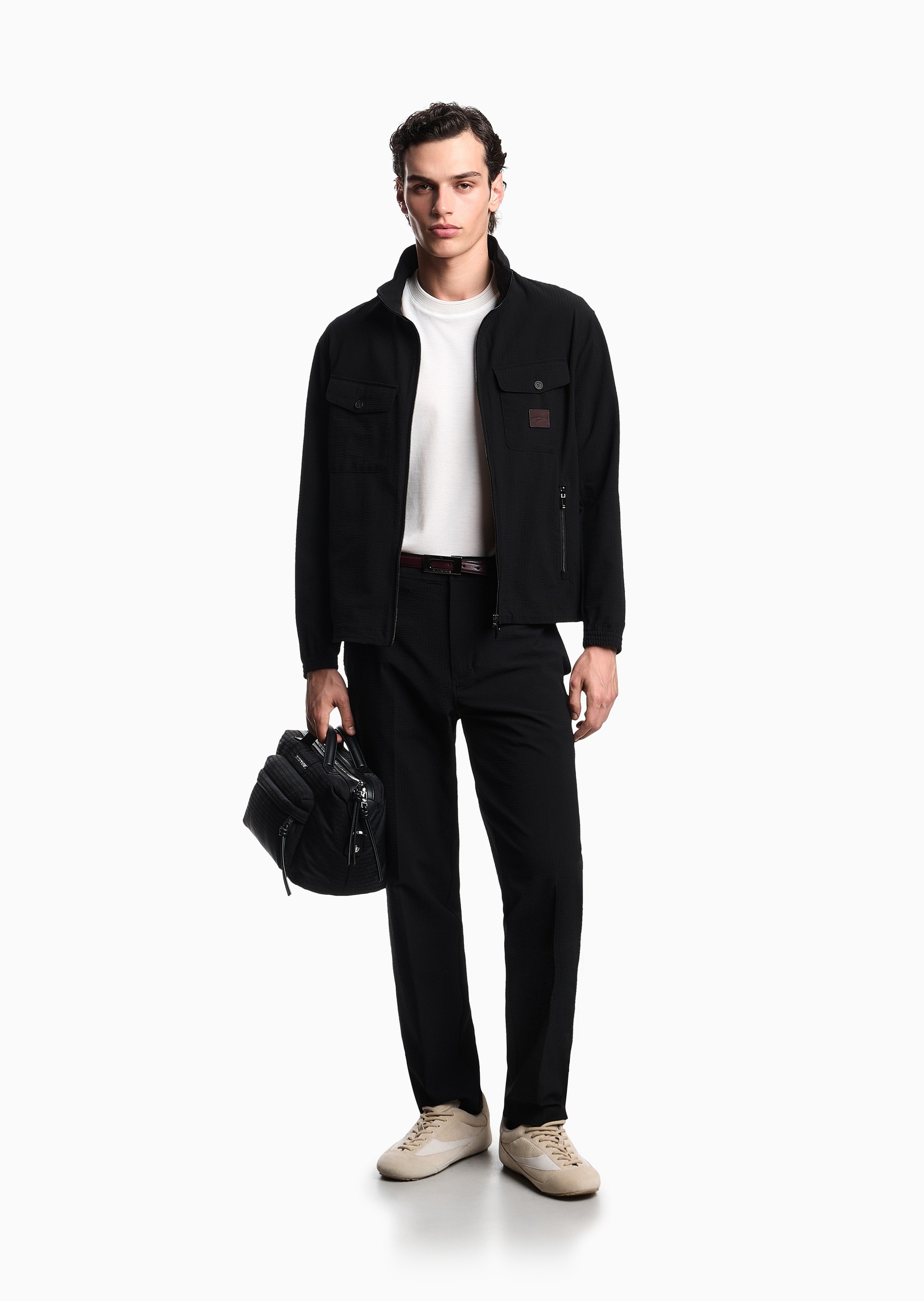 Emporio Armani 男士泡泡纱长袖可收纳连帽全拉链夹克