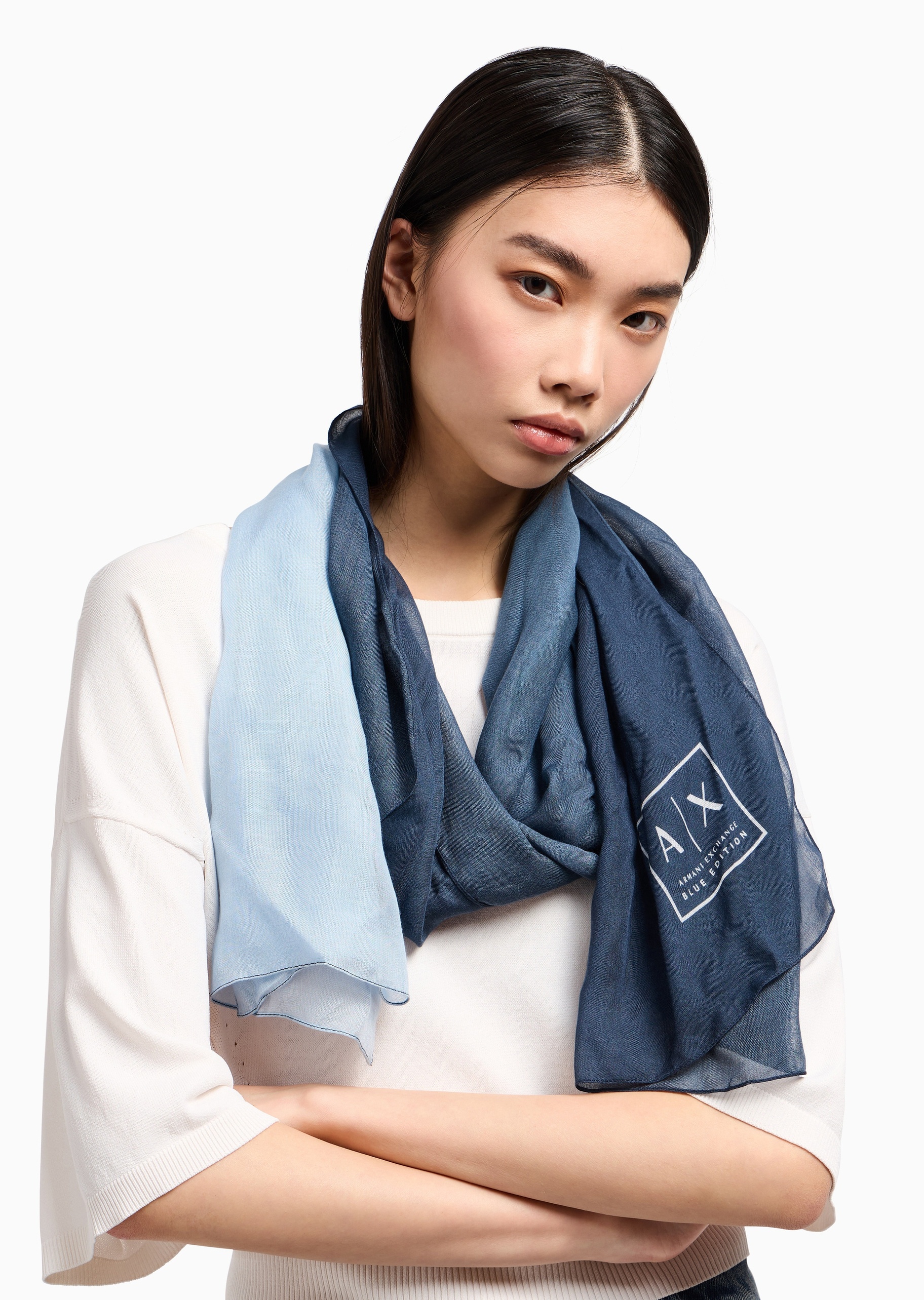 ARMANI EXCHANGE 女士莫代尔长方形LOGO提花围巾