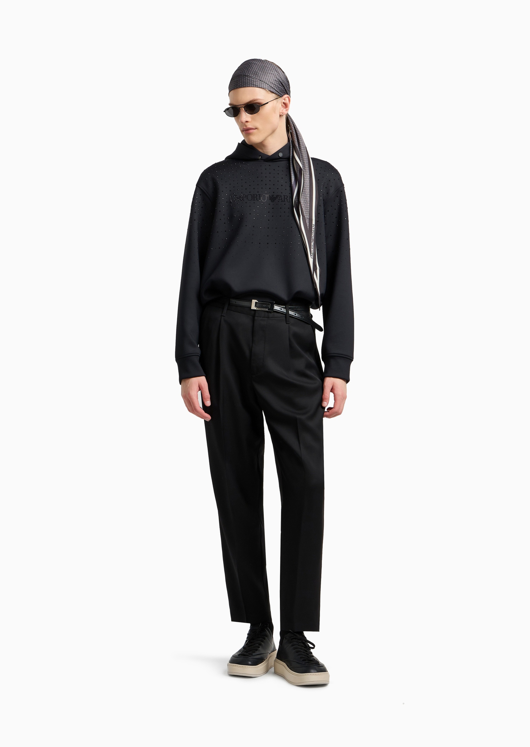 Emporio Armani 男士水钻落肩商务休闲重磅套头连帽卫衣