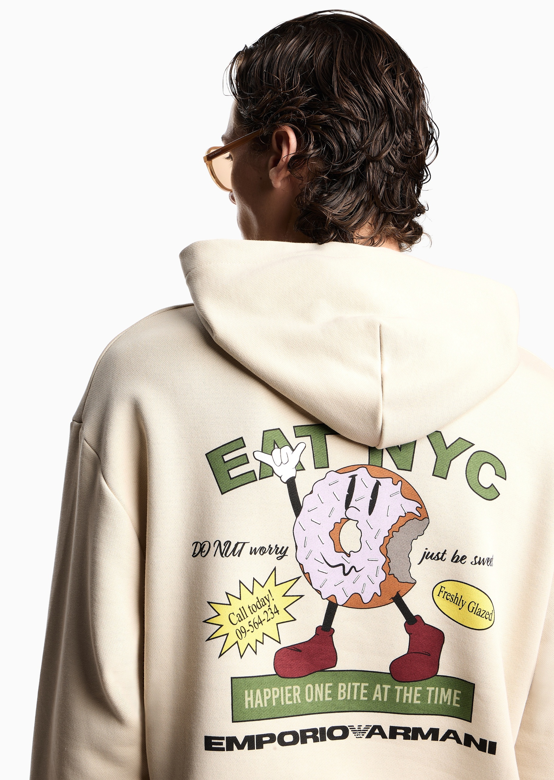 Emporio Armani 男士休闲运动复古印花套头连帽卫衣