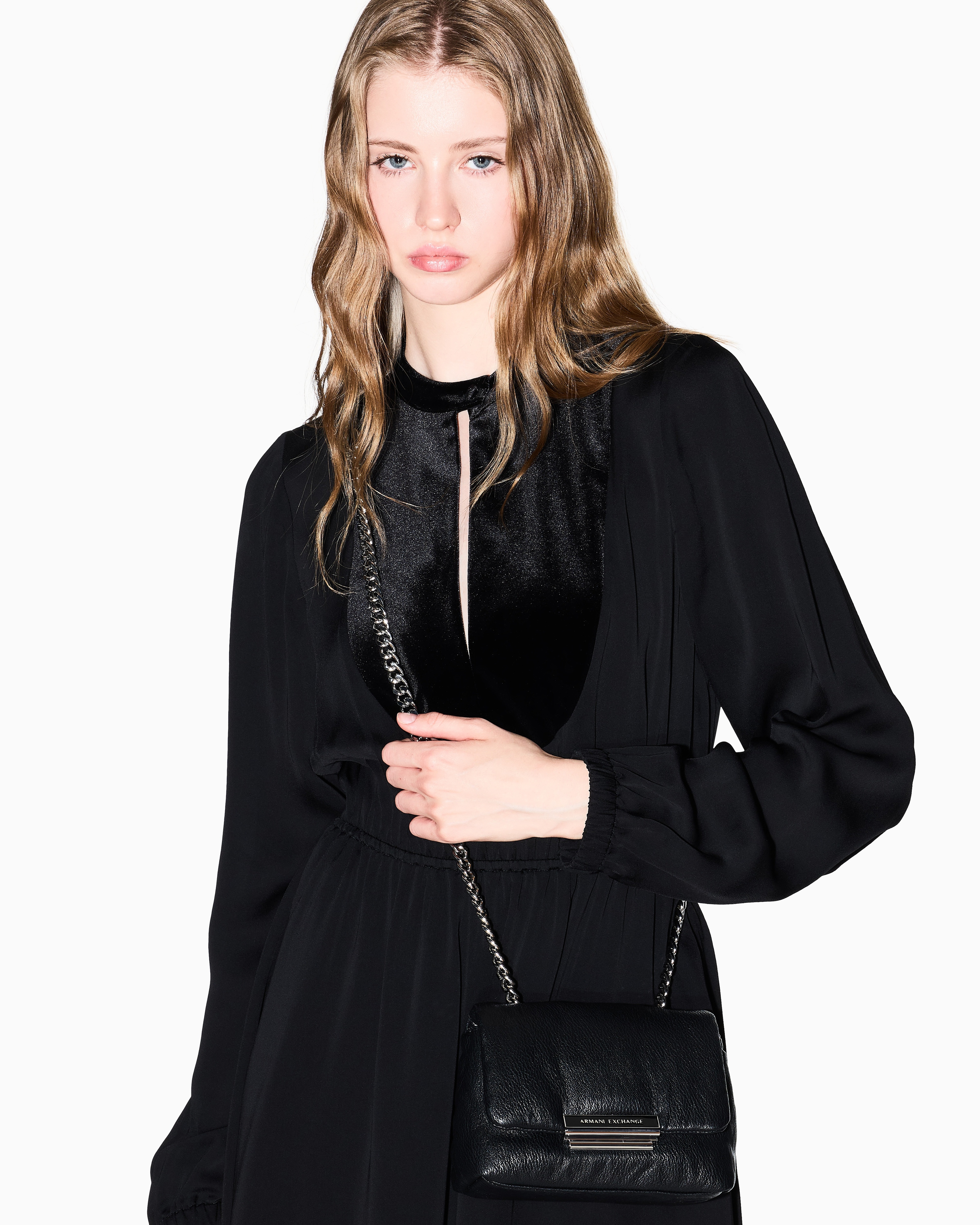 ARMANI EXCHANGE 女士链条休闲通勤迷你单肩斜挎包