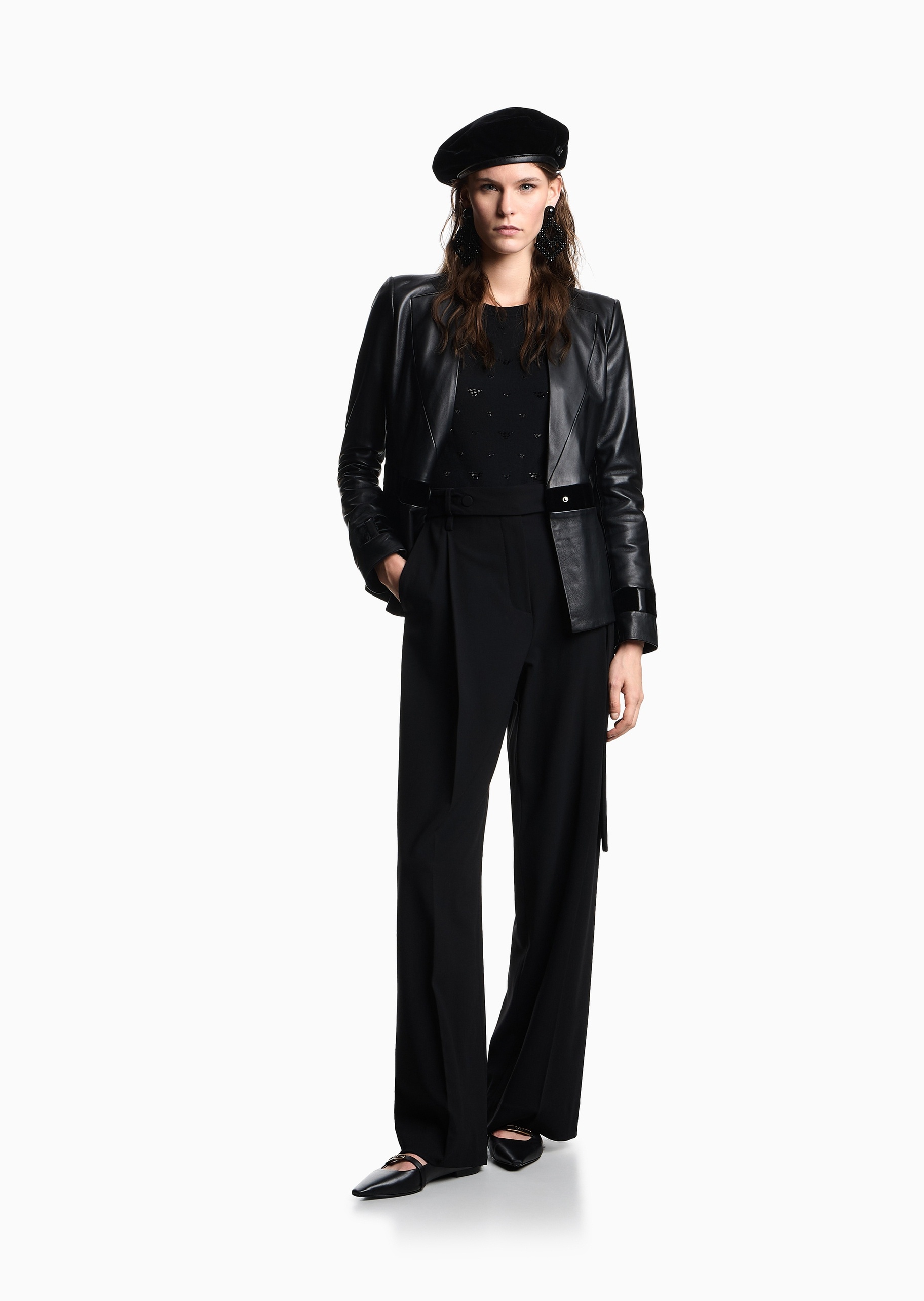 Emporio Armani 女士圆领绵羊毛水钻套头针织毛衣