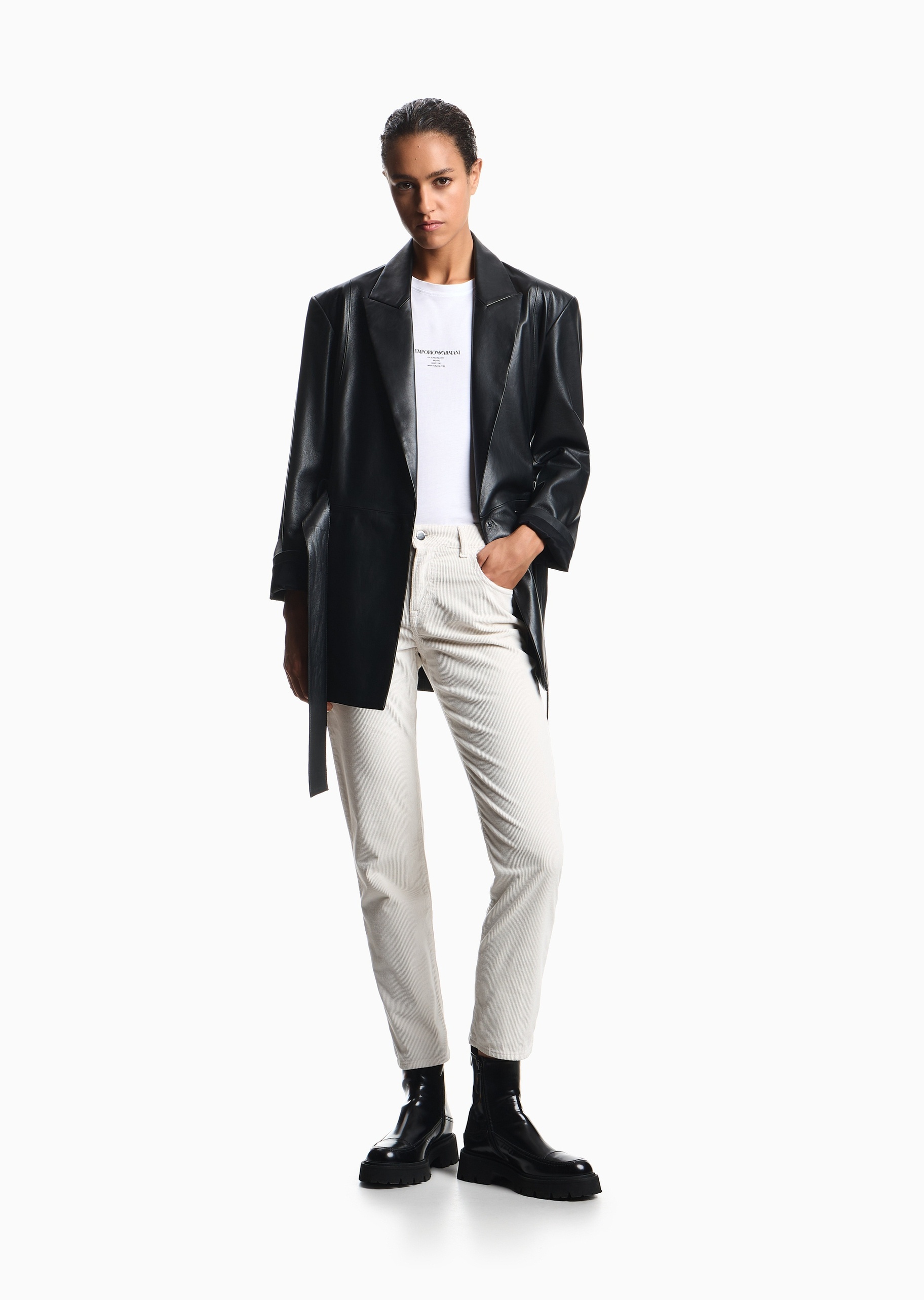 Emporio Armani 女士直筒修身复古休闲灯芯绒微弹牛仔裤