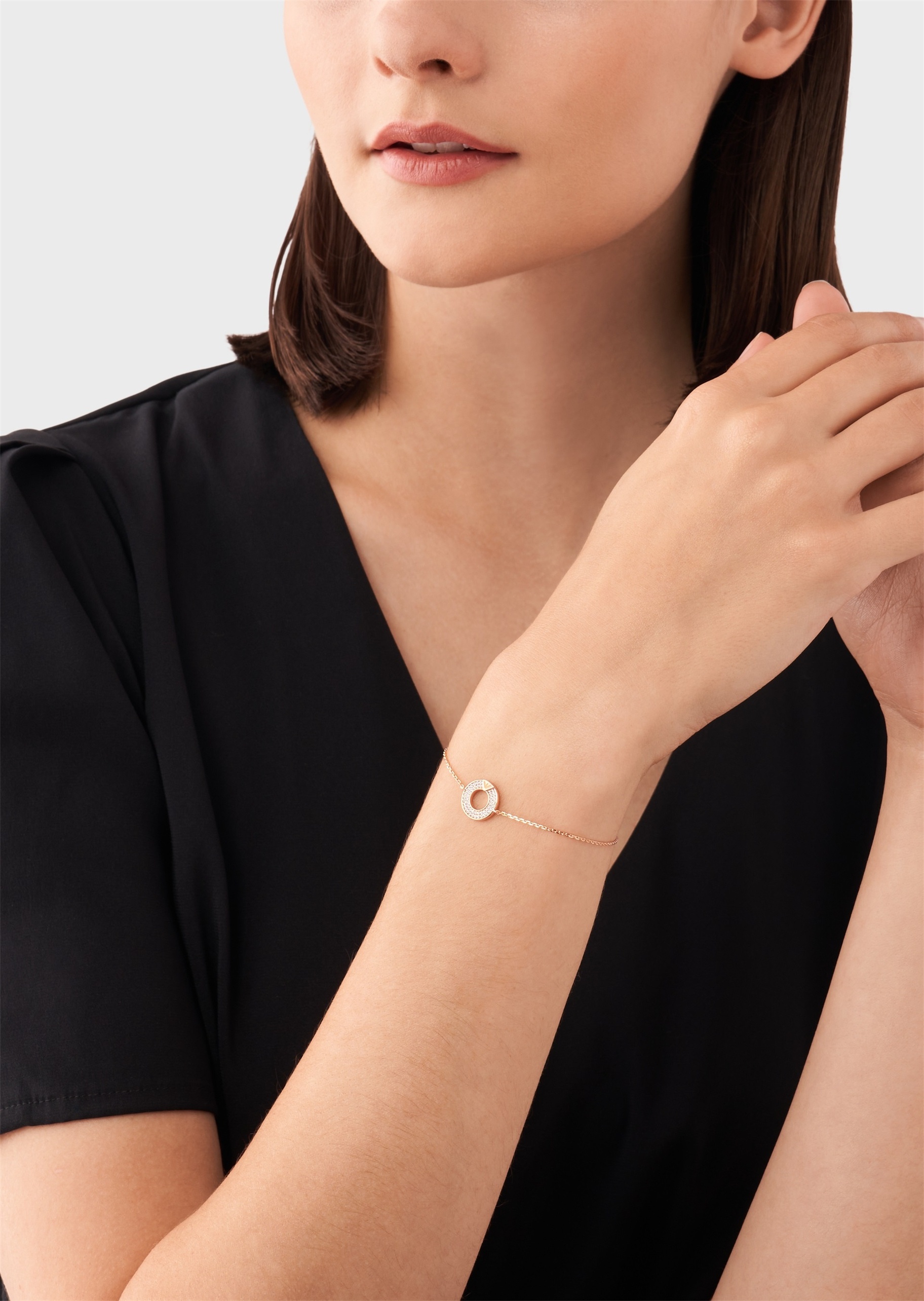 アクセサリーその他 GIORGIO ARMANI Woman Jewel Sand 61C6593F768 09351 女士银质镂空圆环密镶甜甜圈时尚手链| 首饰-女士| Emporio