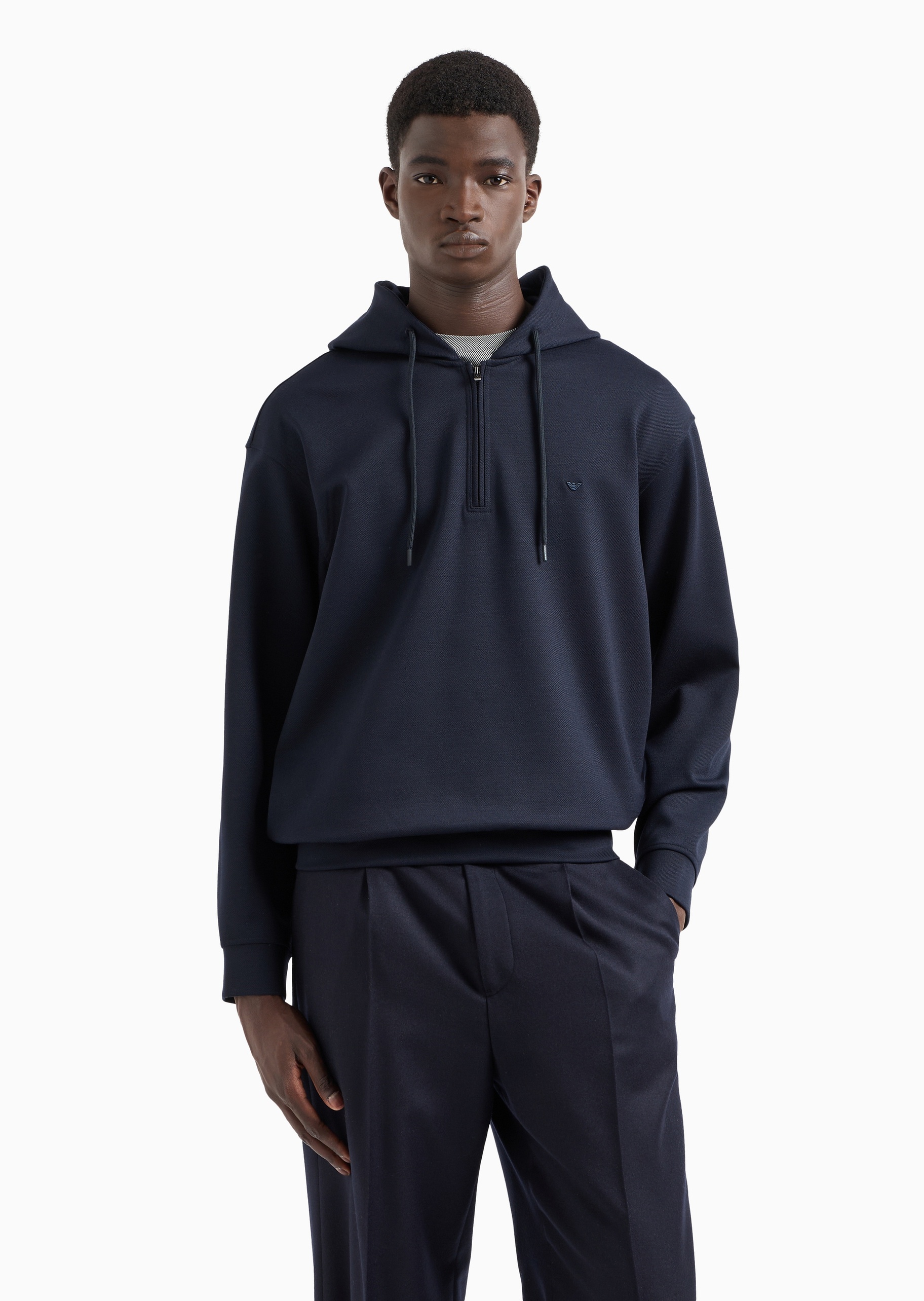 服饰丨全部服饰-男士丨Emporio Armani®中国官网
