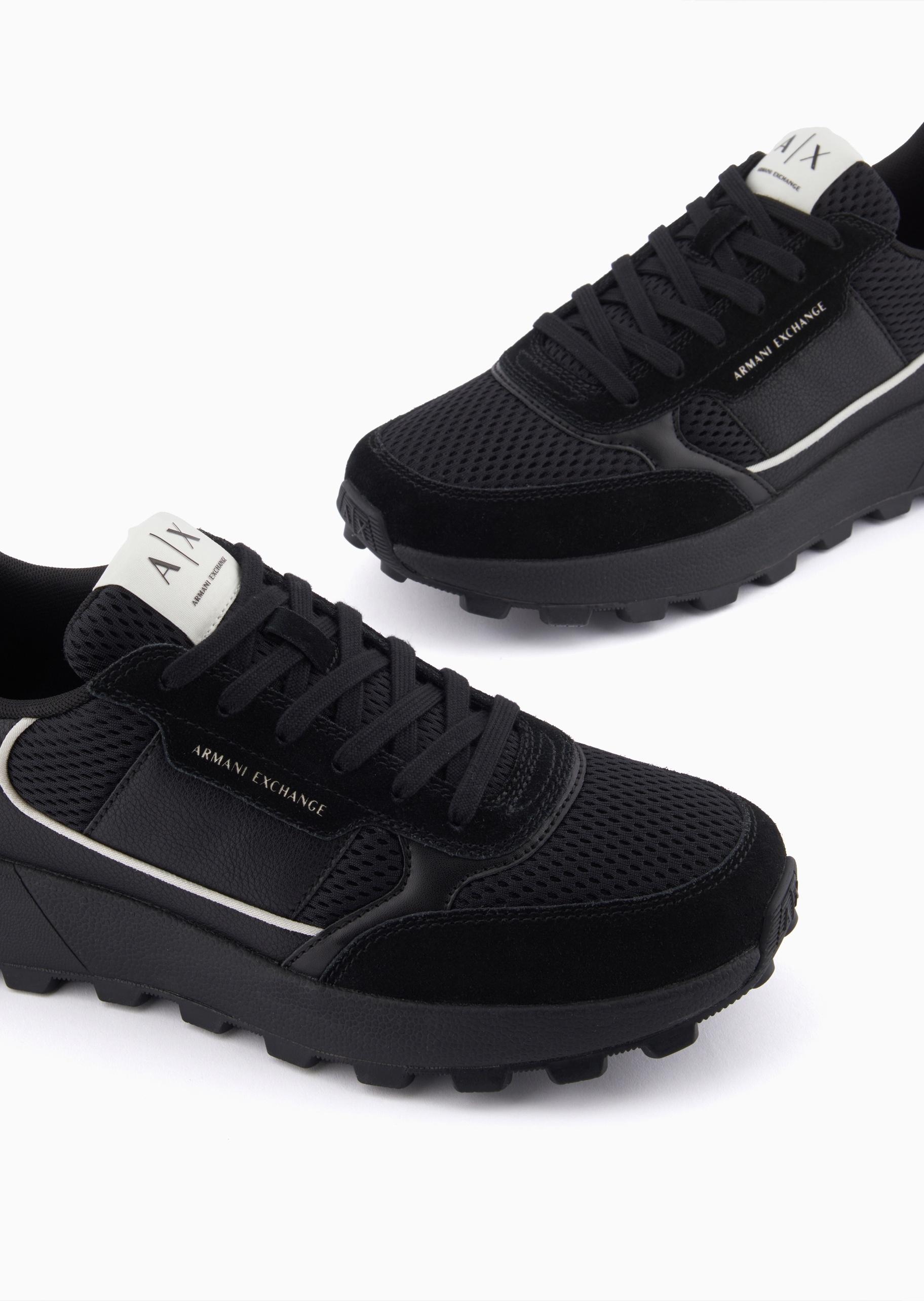 男士系带低帮厚底网面拼接运动鞋