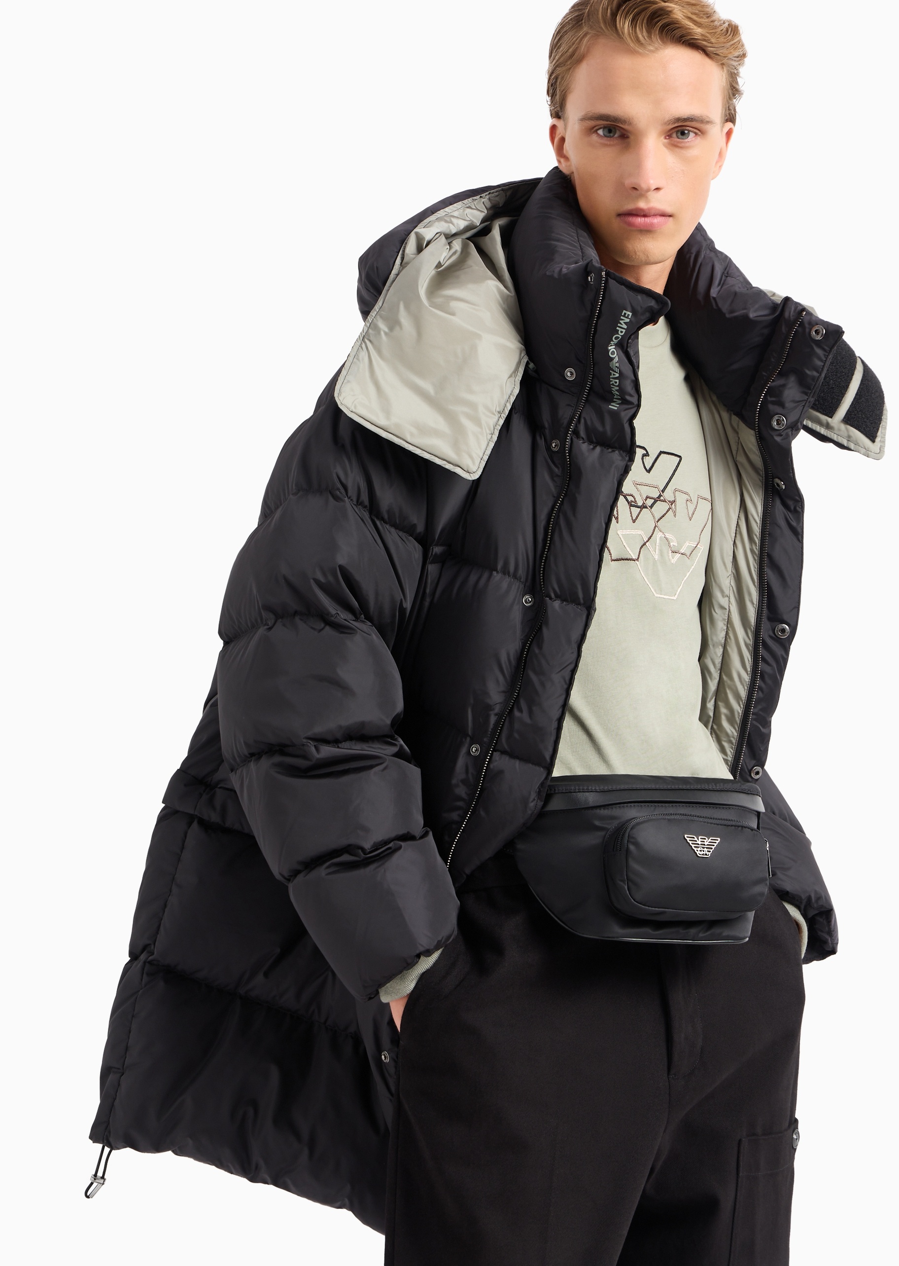 【受注生産品】 男士波状金属鹰标调节袢带拉链填充腰包| ARMANI®中国官网 EMPORIO 包袋-男士| 特撮