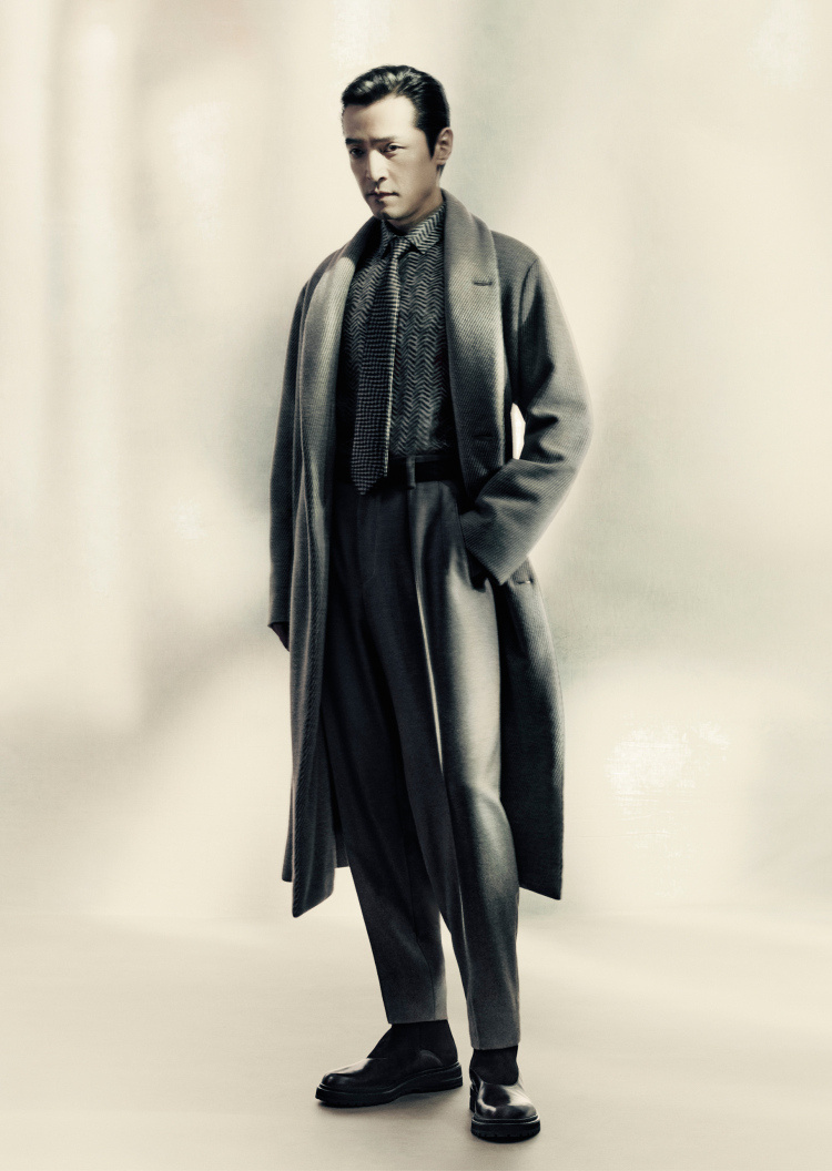 Giorgio Armani 胡歌同款男士纯绵羊毛披肩领大衣式棉服