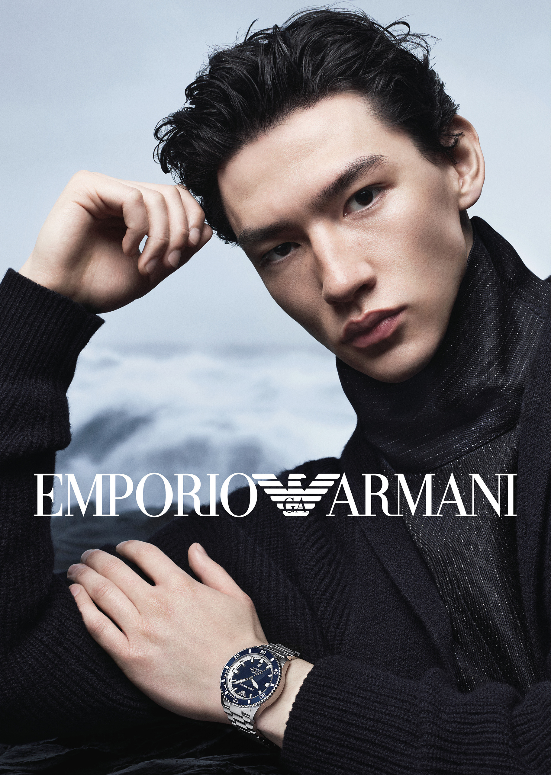 Emporio Armani 男士大表盘夜光潜水素色钢带机械腕表