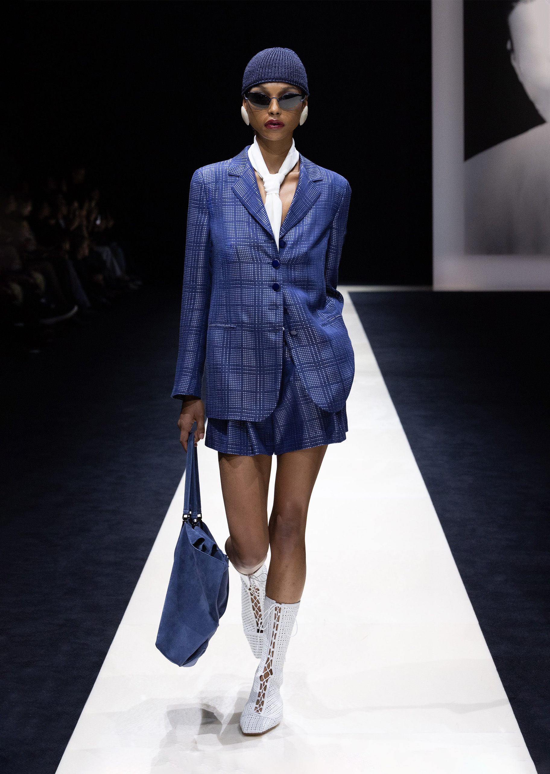Emporio Armani 女士长袖平驳领渐变格纹秀场同款西装外套