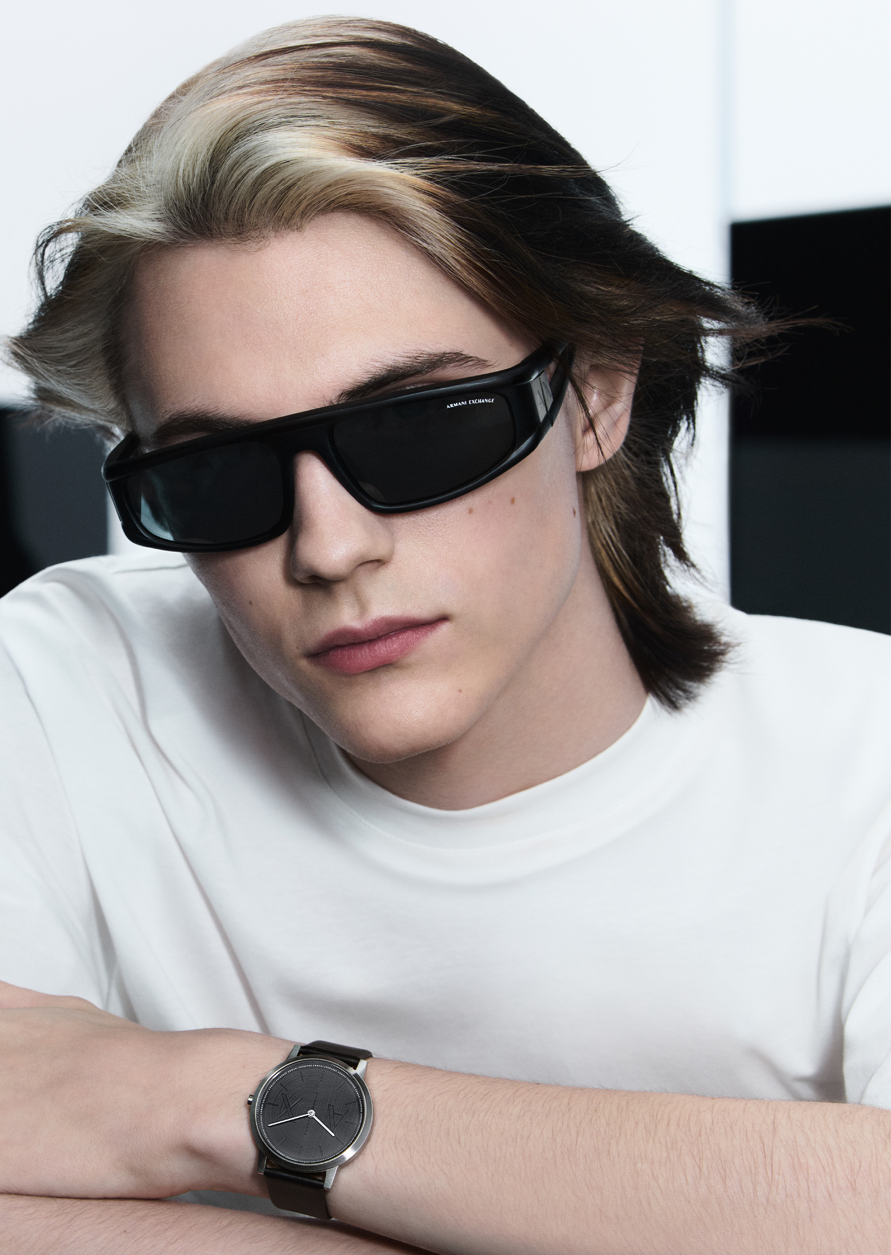 ARMANI EXCHANGE 男士可换表带圆形表盘石英腕表套装