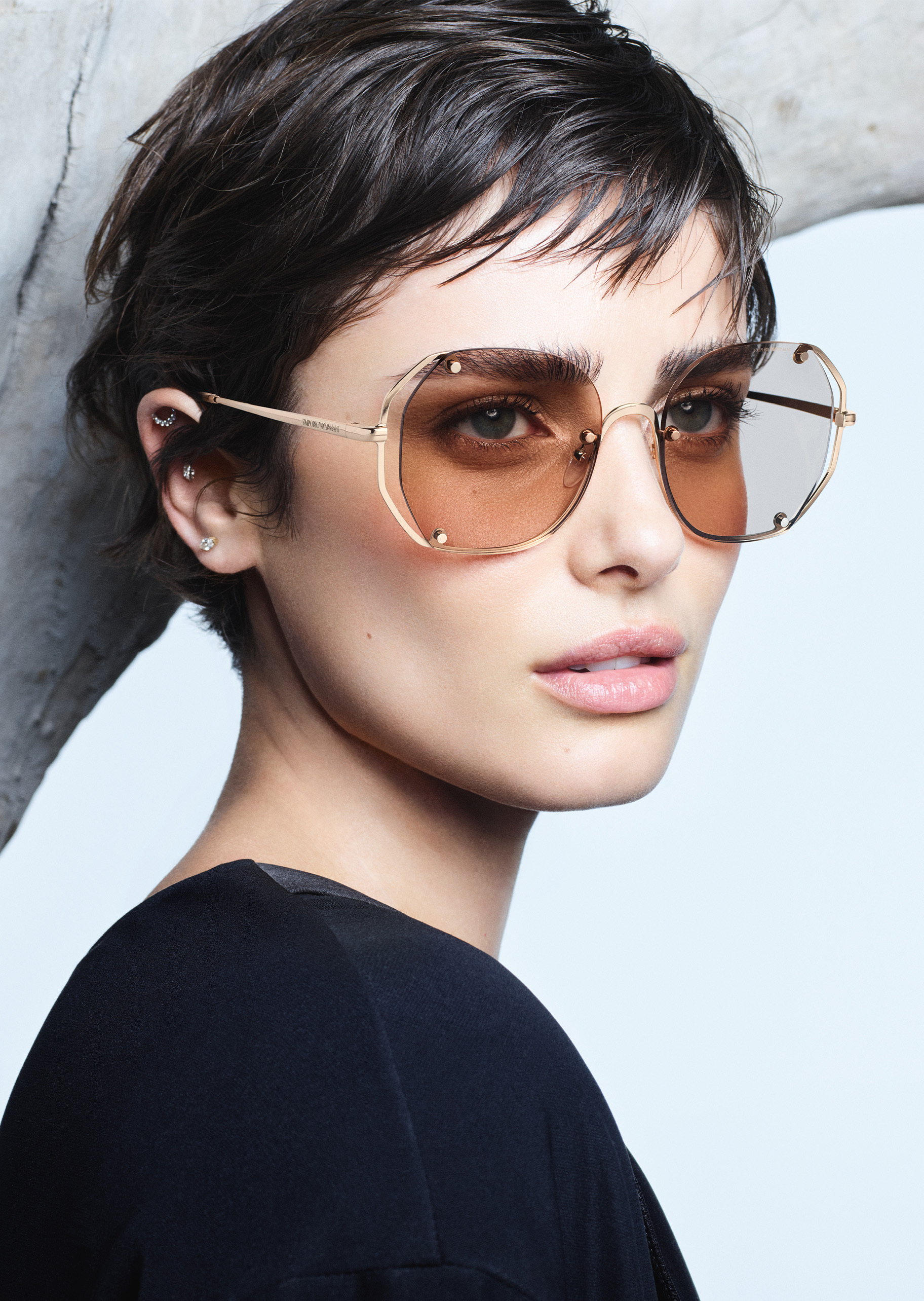 Emporio Armani 女士不规则形镂空个性前卫太阳眼镜