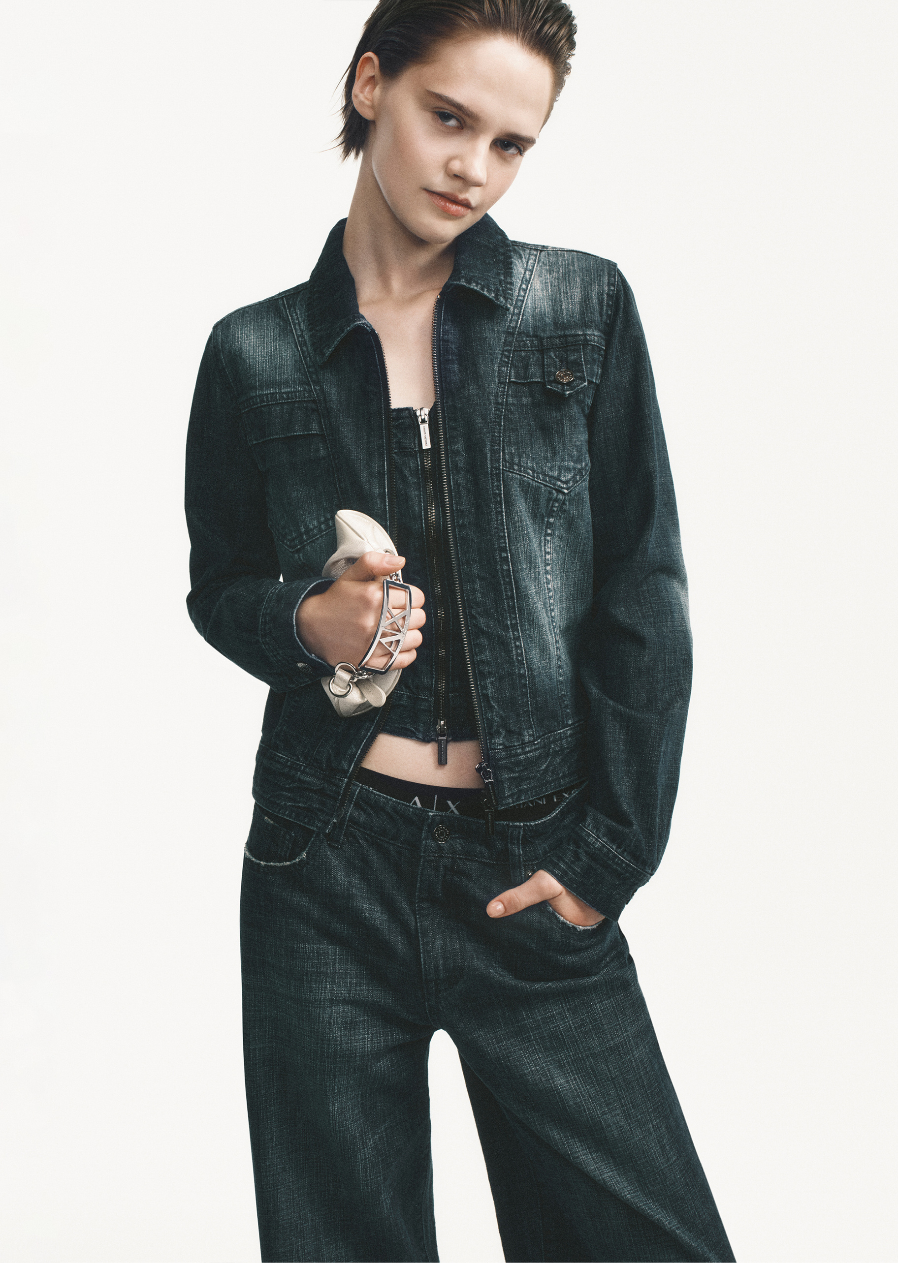 ARMANI EXCHANGE 女士全棉宽松低腰长款直筒牛仔裤