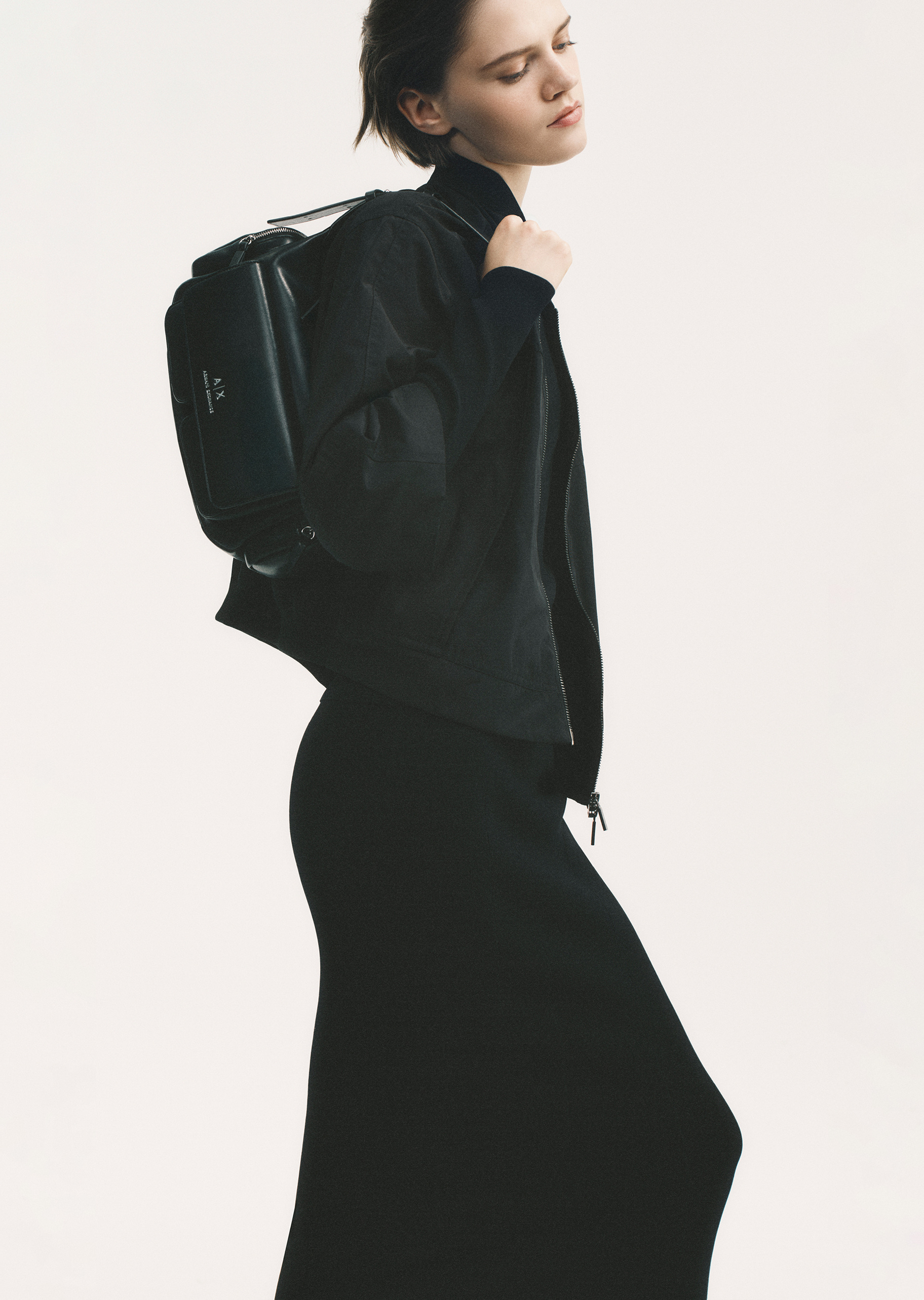 ARMANI EXCHANGE 女士修身中长款纯色刺绣标识半身裙