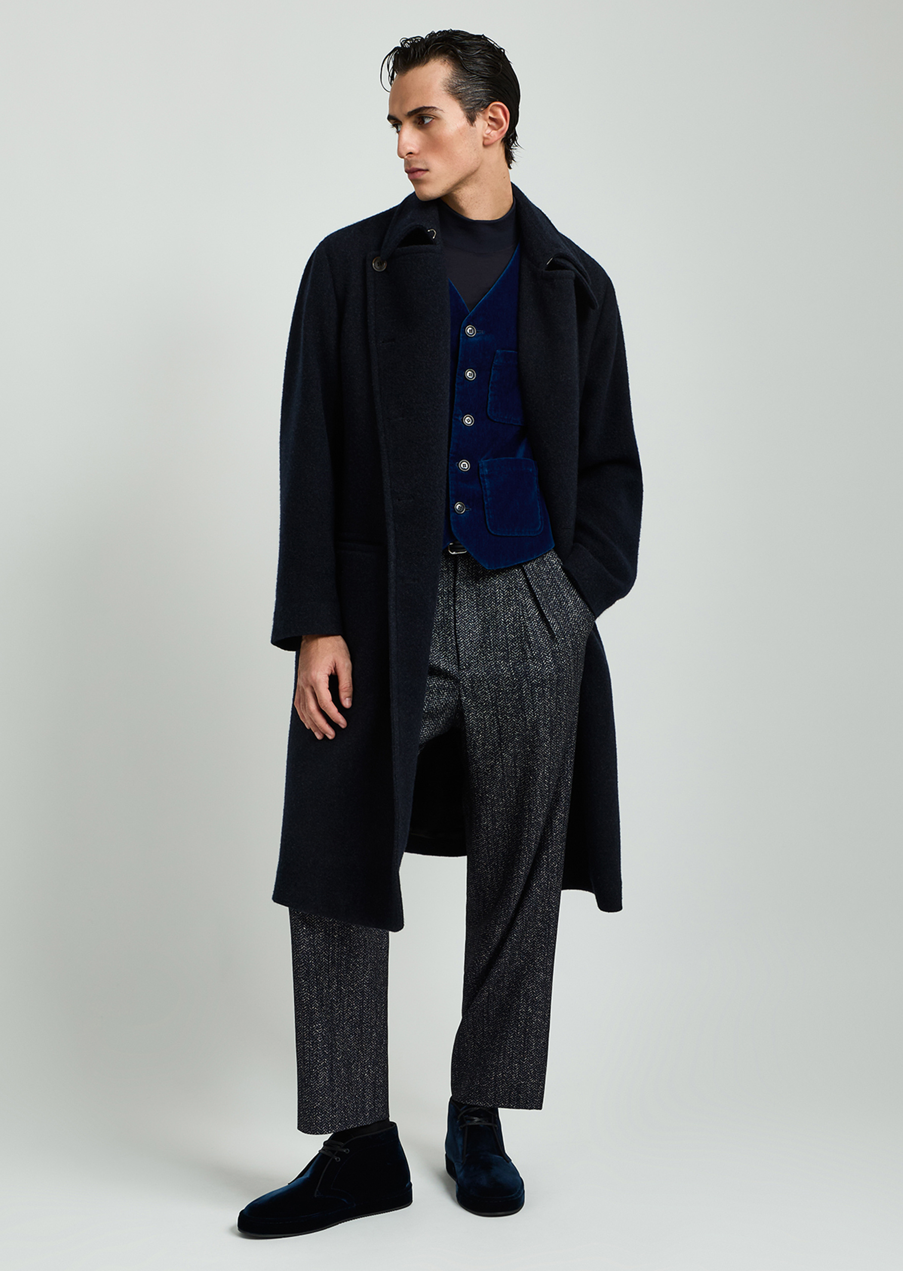 Giorgio Armani 男士人造棉修身长袖企领纯色针织衫